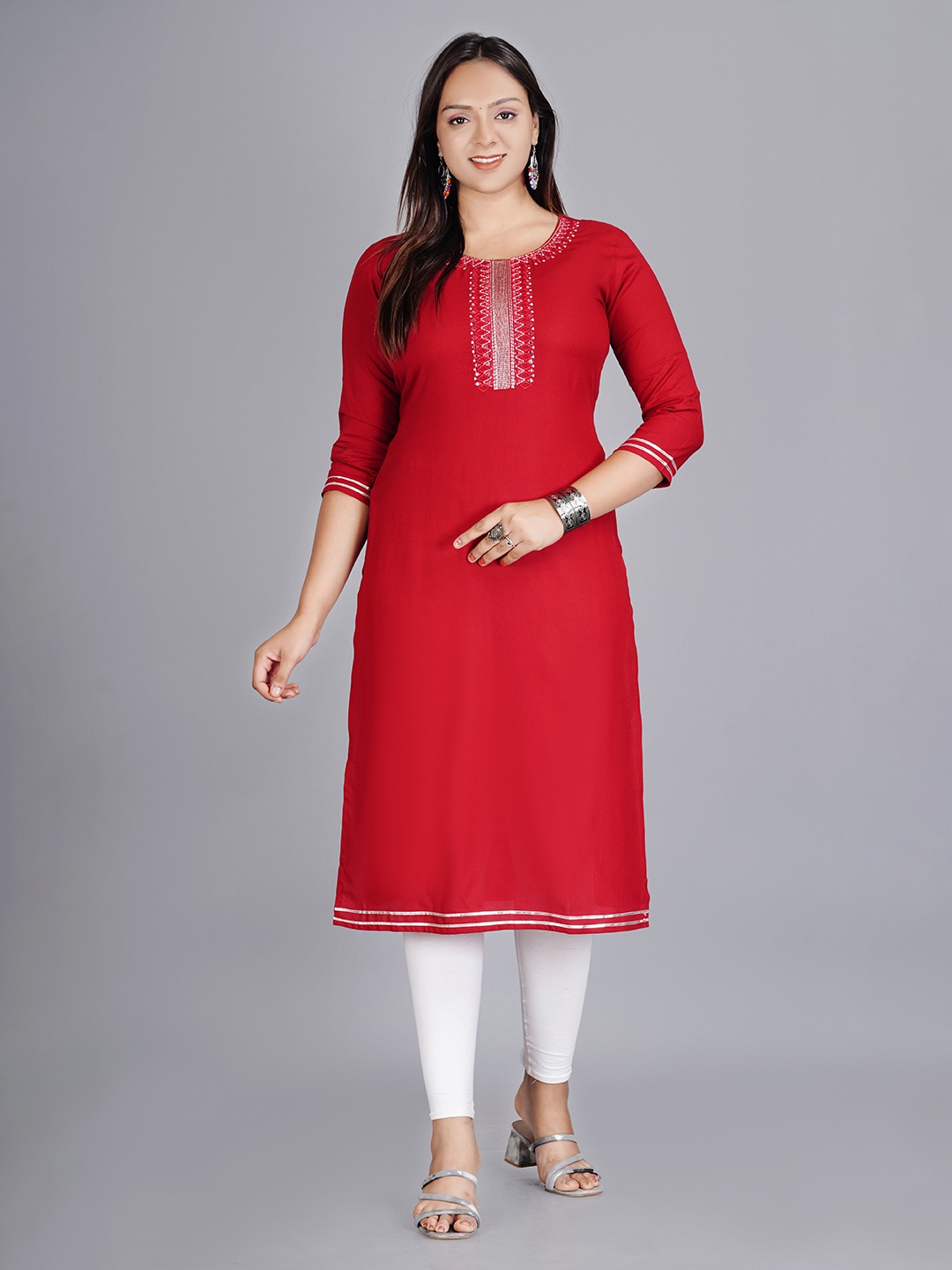 

Aarti Fashion Women Geometric Yoke Design Thread Work Kurta, Red