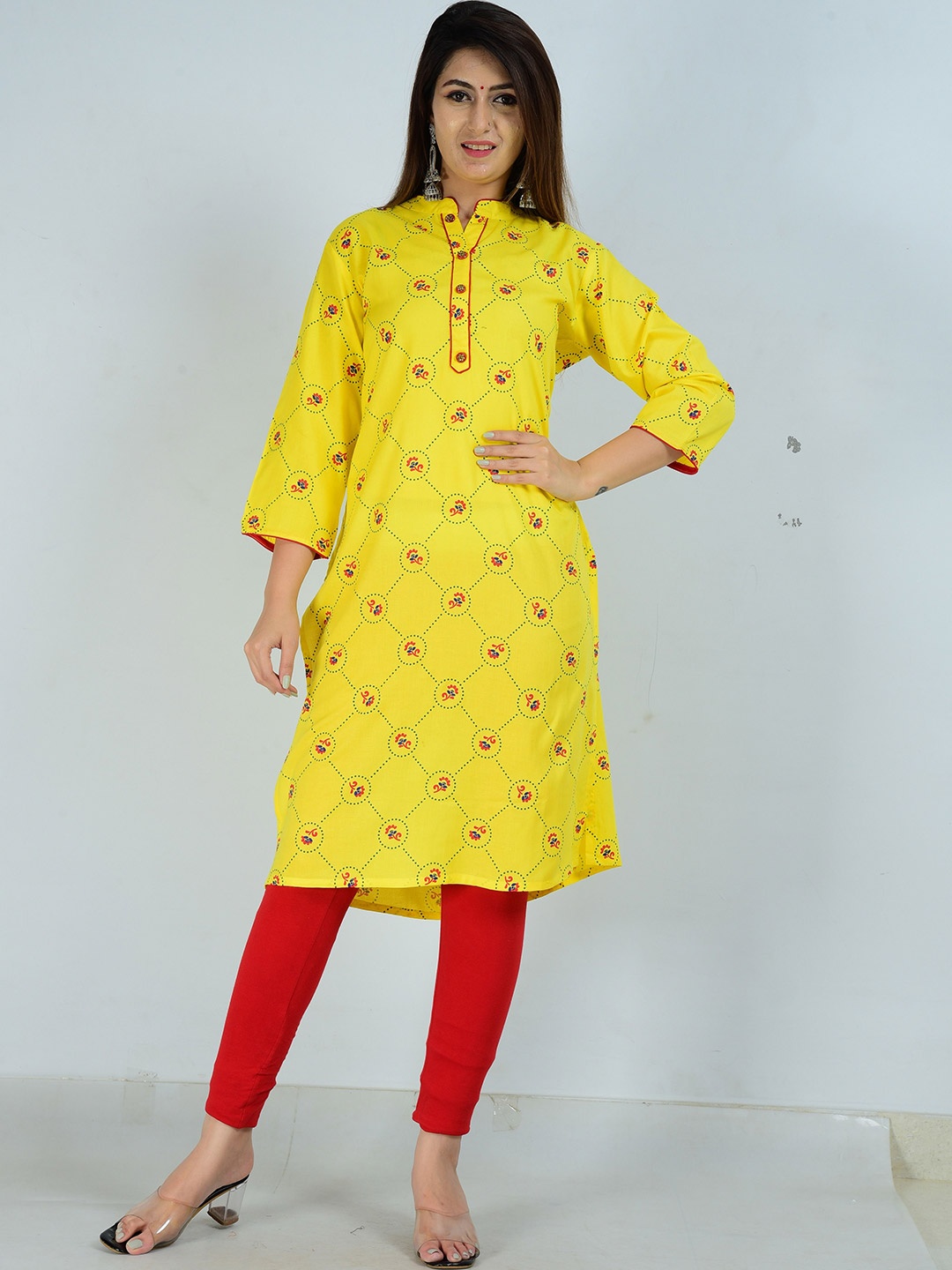 

Aarti Fashion Women Floral Printed Straight Fit Kurta, Yellow