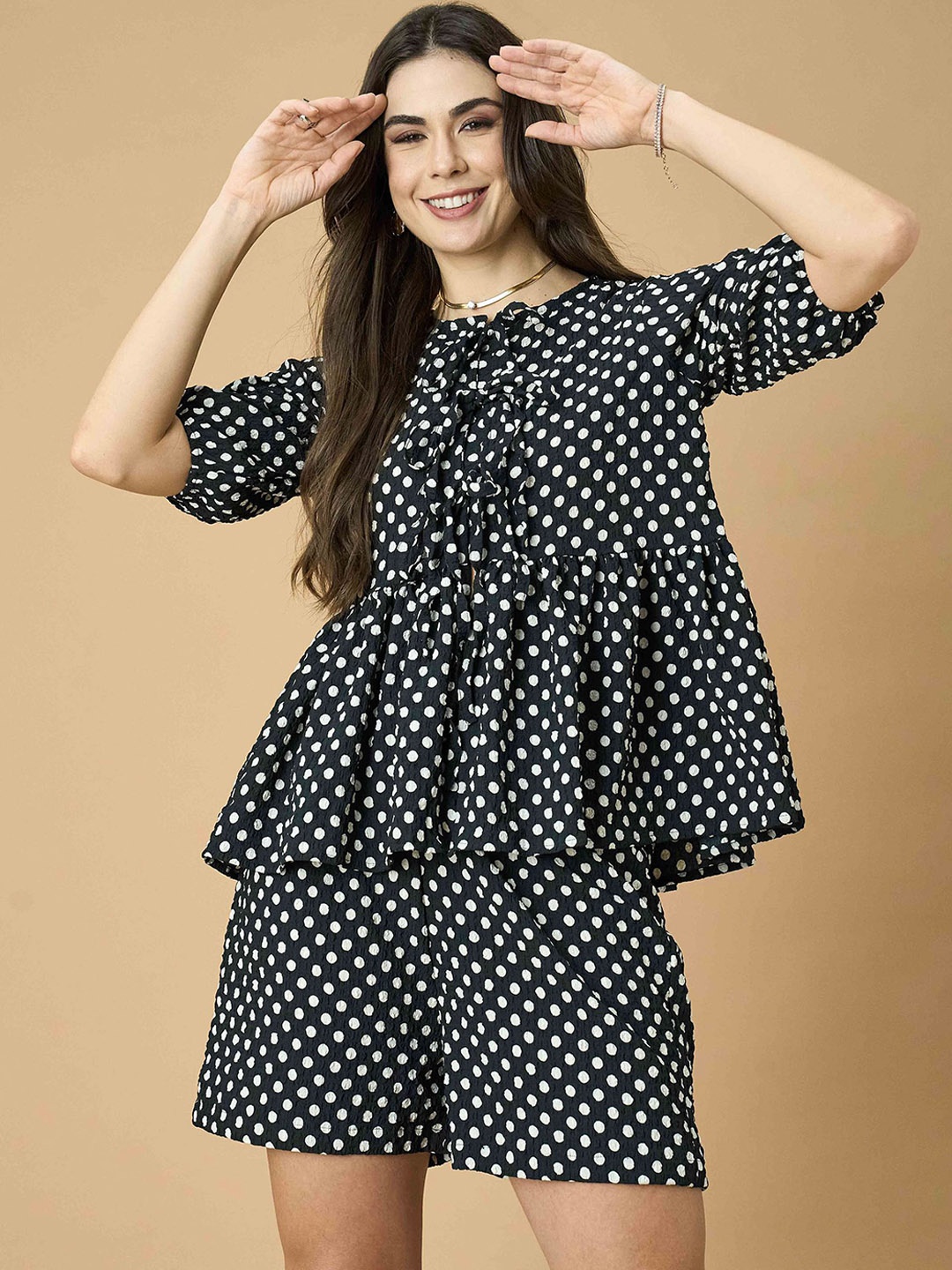 

DressBerry Black and White Polka Dots Printed Round Neck Top & Shorts