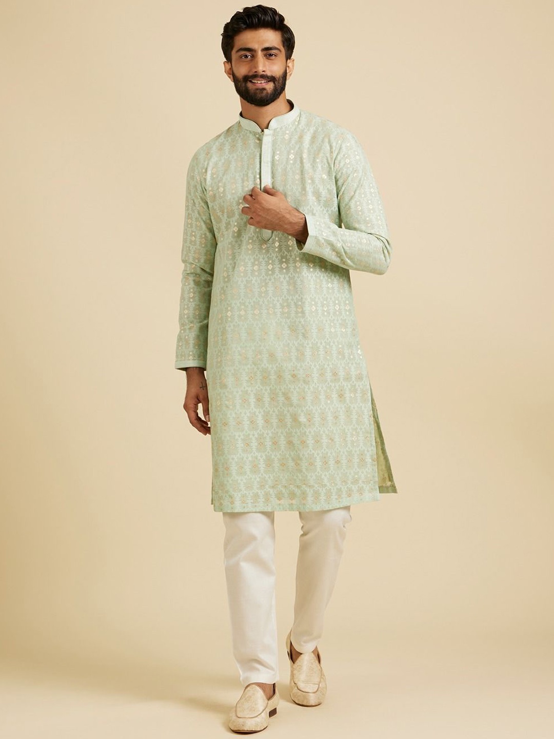 

Manyavar Ethnic Motifs Mandarin Collar Straight Kurta With Pyjamas, Green