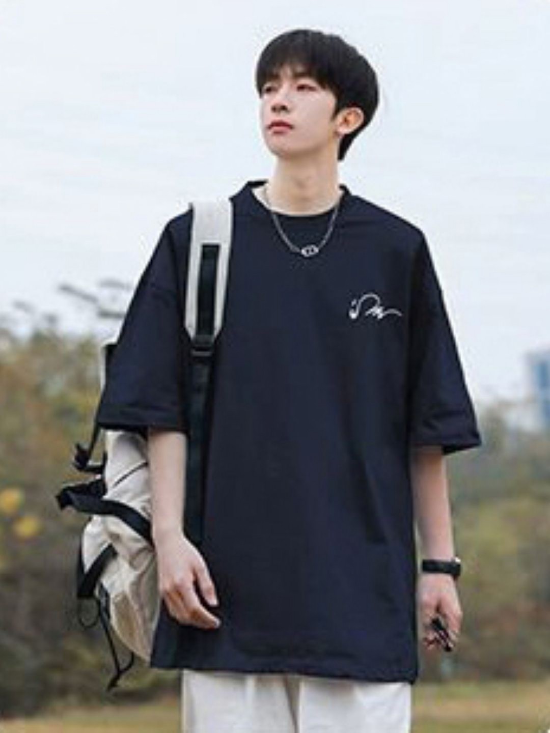 

HERE&NOW Men Graphic Printed Round Neck Oversized T-shirt, Navy blue