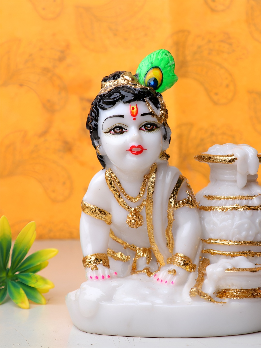 

GW CREATIONS White & Gold-Toned Lord Krishan Marble Religious Idol Showpiece