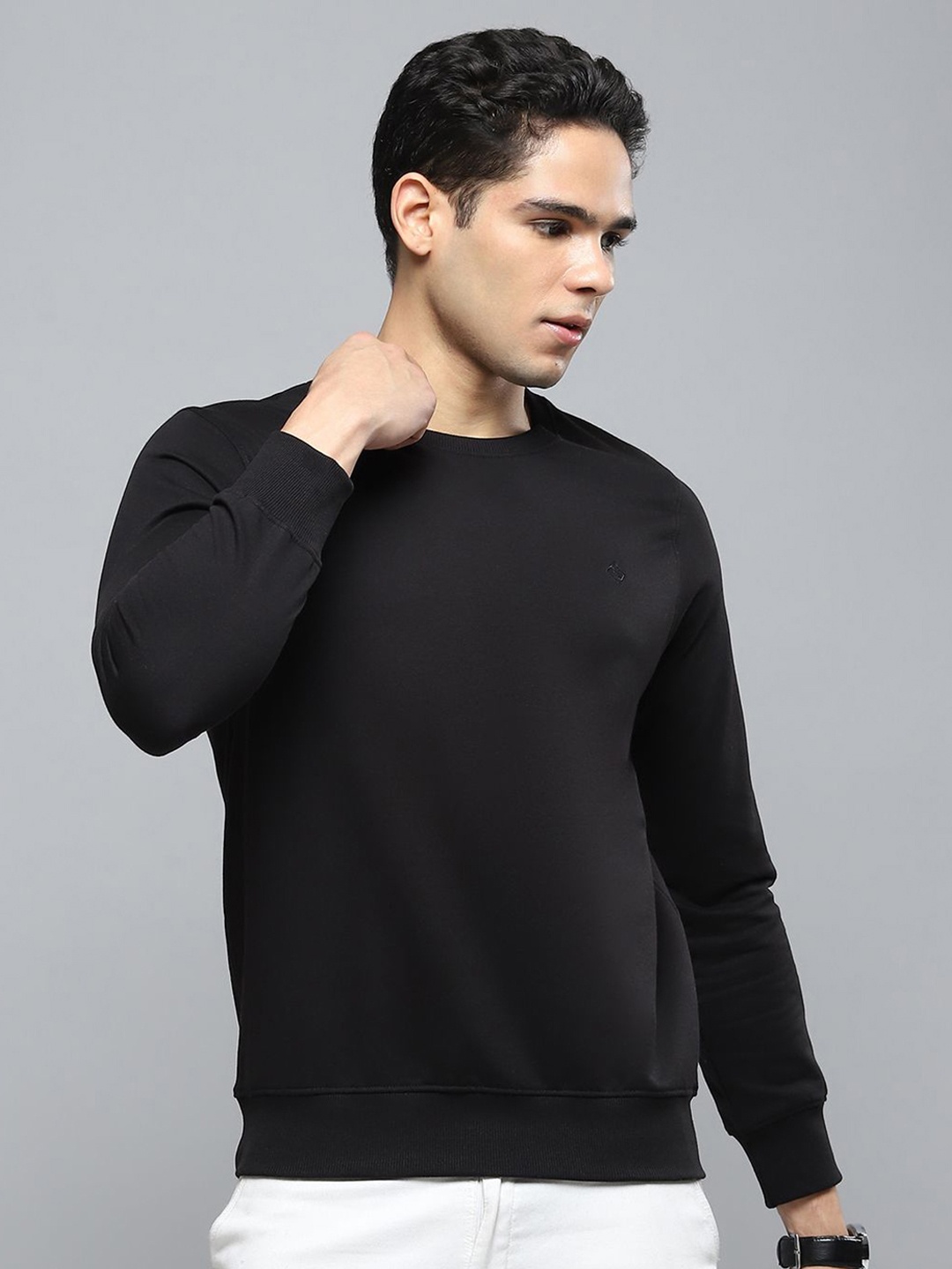 

Cloak & Decker Men Pullover Sweatshirt, Black