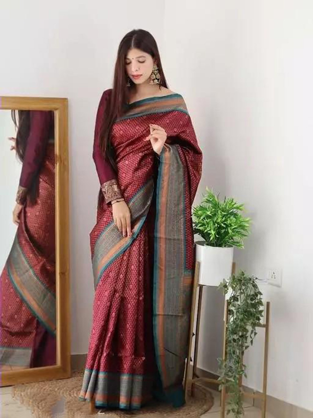 

Visit Wear Woven Design Zari Pure Silk Banarasi Saree, Brown