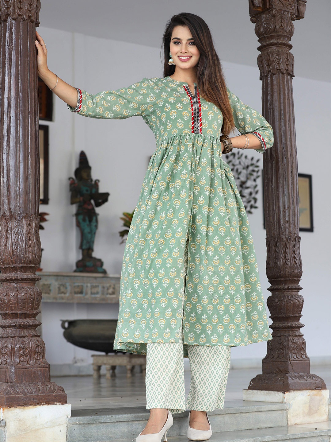 

Badthunia Fab Women Floral Printed Embroidered Top, Turquoise blue
