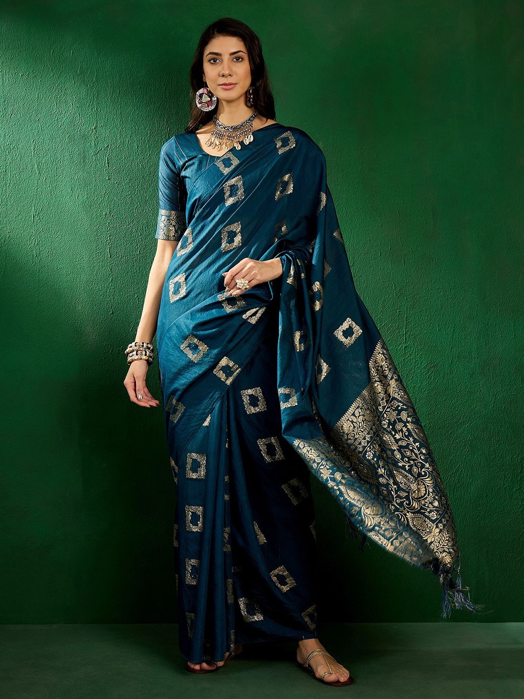 

Mitera Woven Design Zari Handloom Saree, Teal