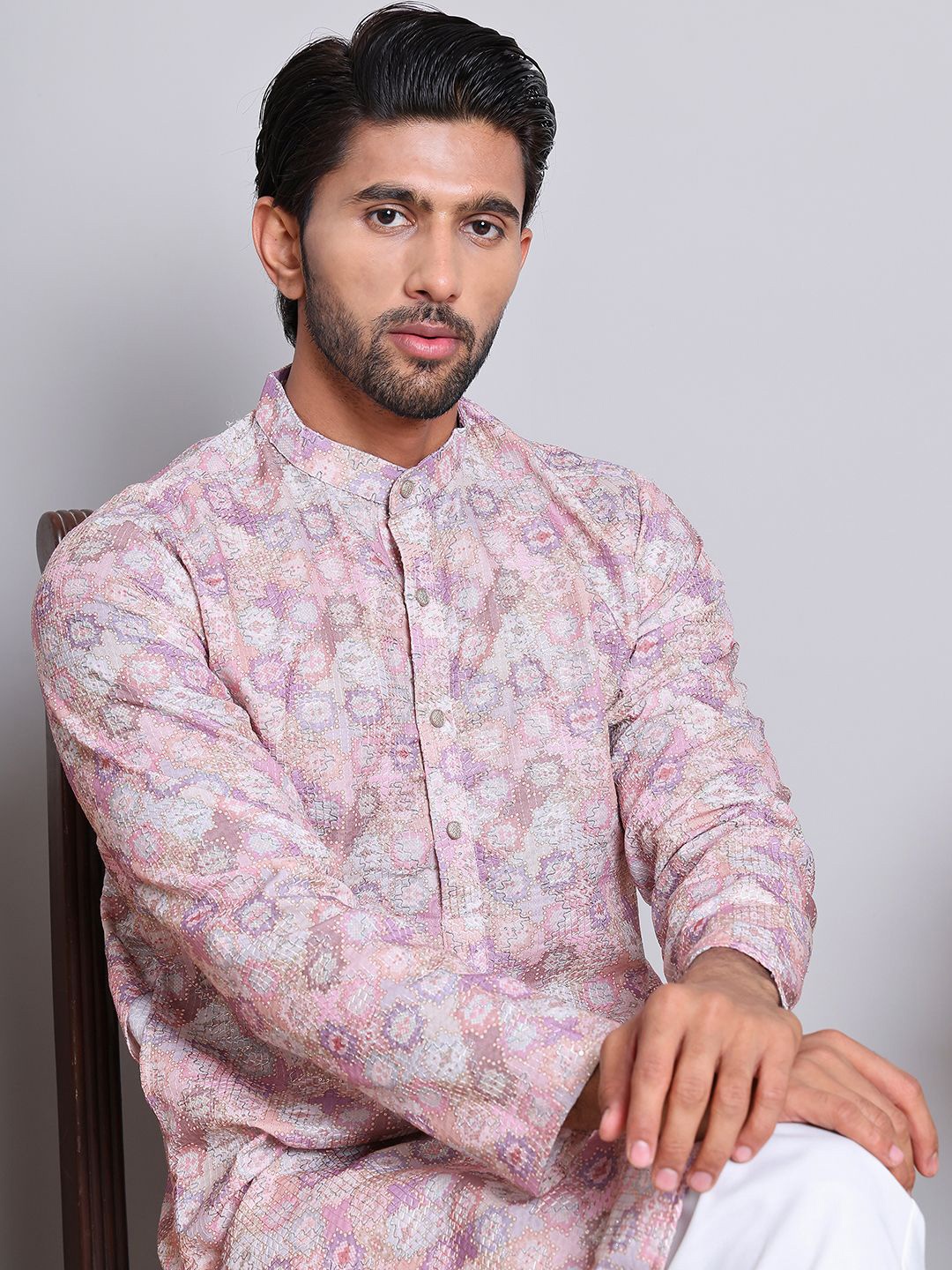 

Jompers Geometric Printed Mandarin Collar Cotton Straight Kurta, Purple