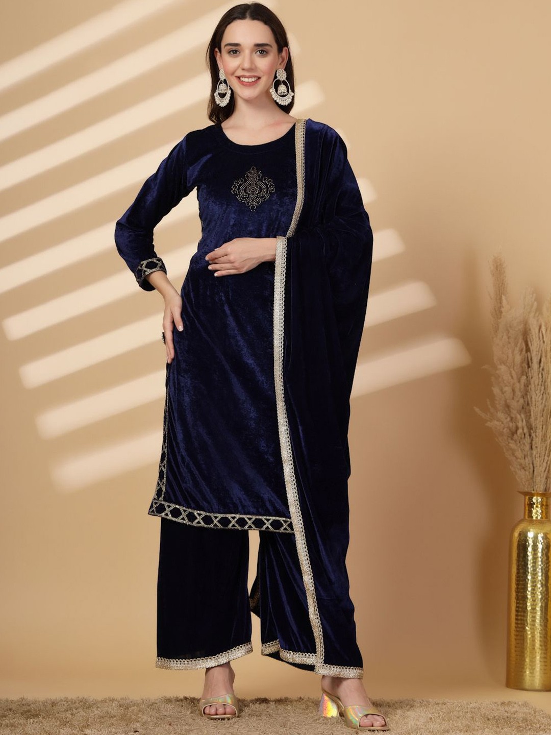 

Clora Creation Round Neck Sequinned Velvet Straight Kurta with Palazzo & Dupatta, Navy blue