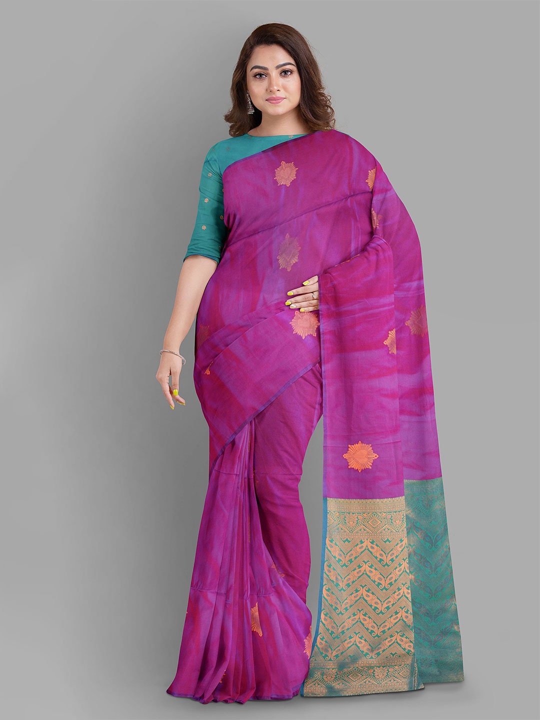 

The Chennai Silks Ethnic Motifs Woven Design Fusion Kanjeevaram Saree, Magenta