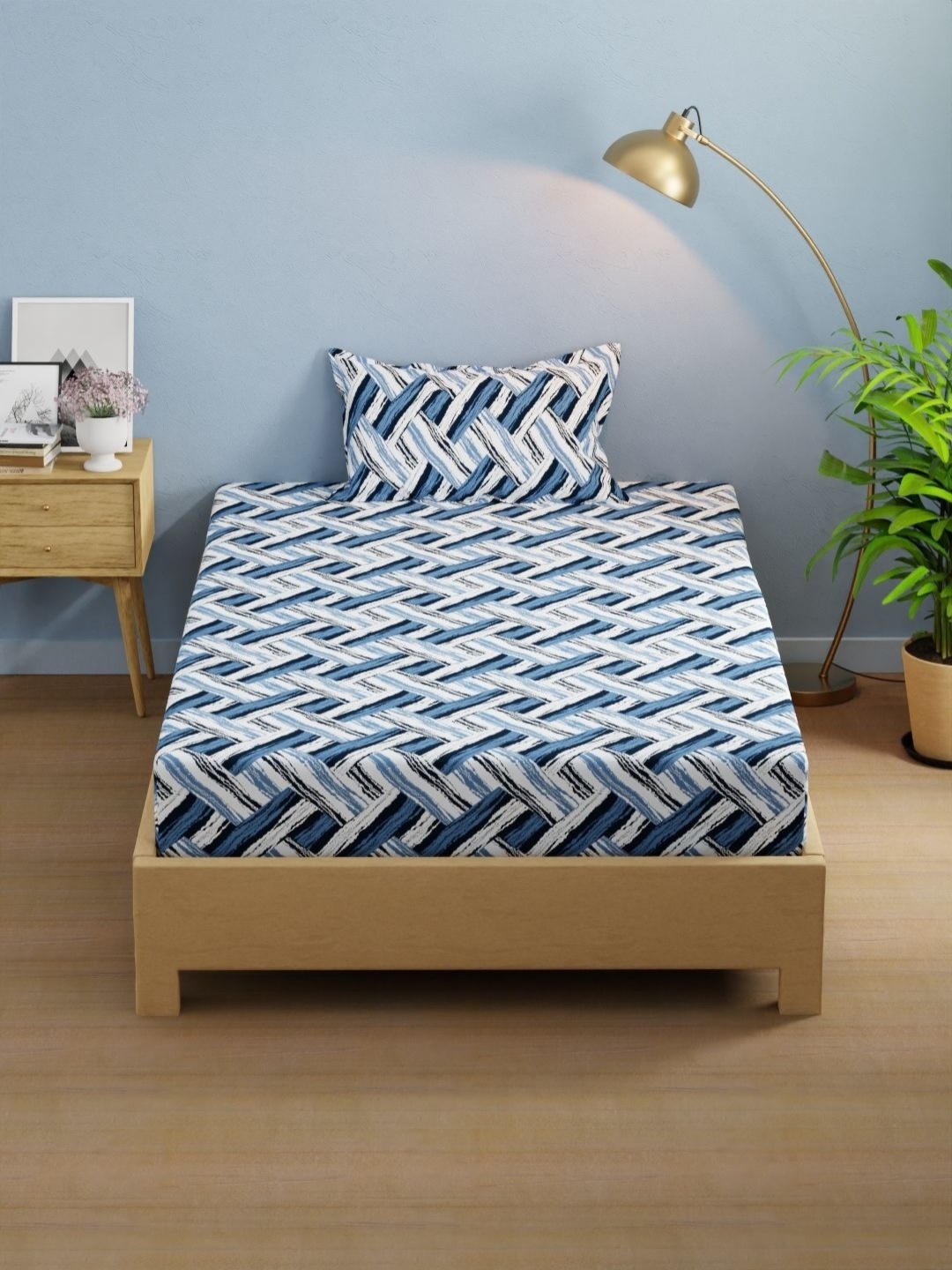 

KOPA Blue & White Geometric 200 TC Microfiber Single Bedsheet Set 1.50 m x 2.24 m