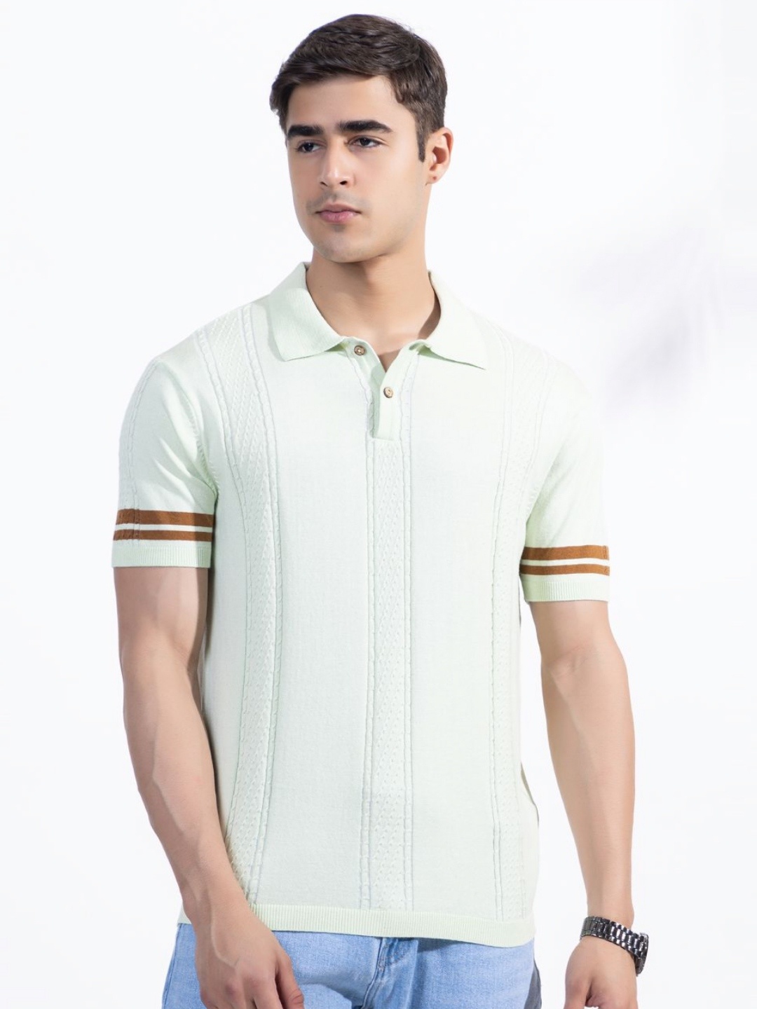 

ARMISTO Men Self Design Polo Collar Pure Cotton T-shirt, Green
