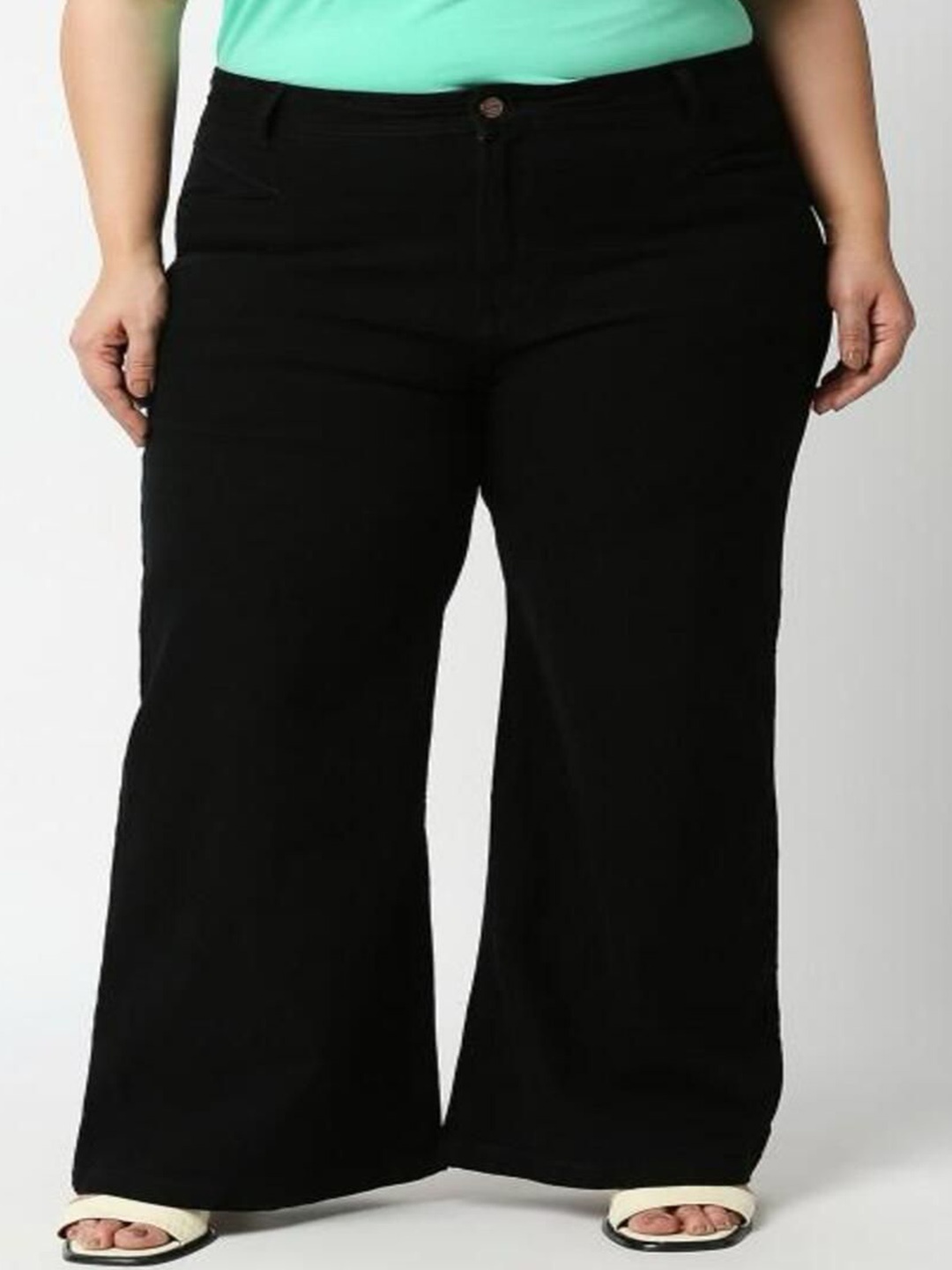 

Perfect Outlet Women Plus Size Straight Fit High-Rise Stretchable Jeans, Black