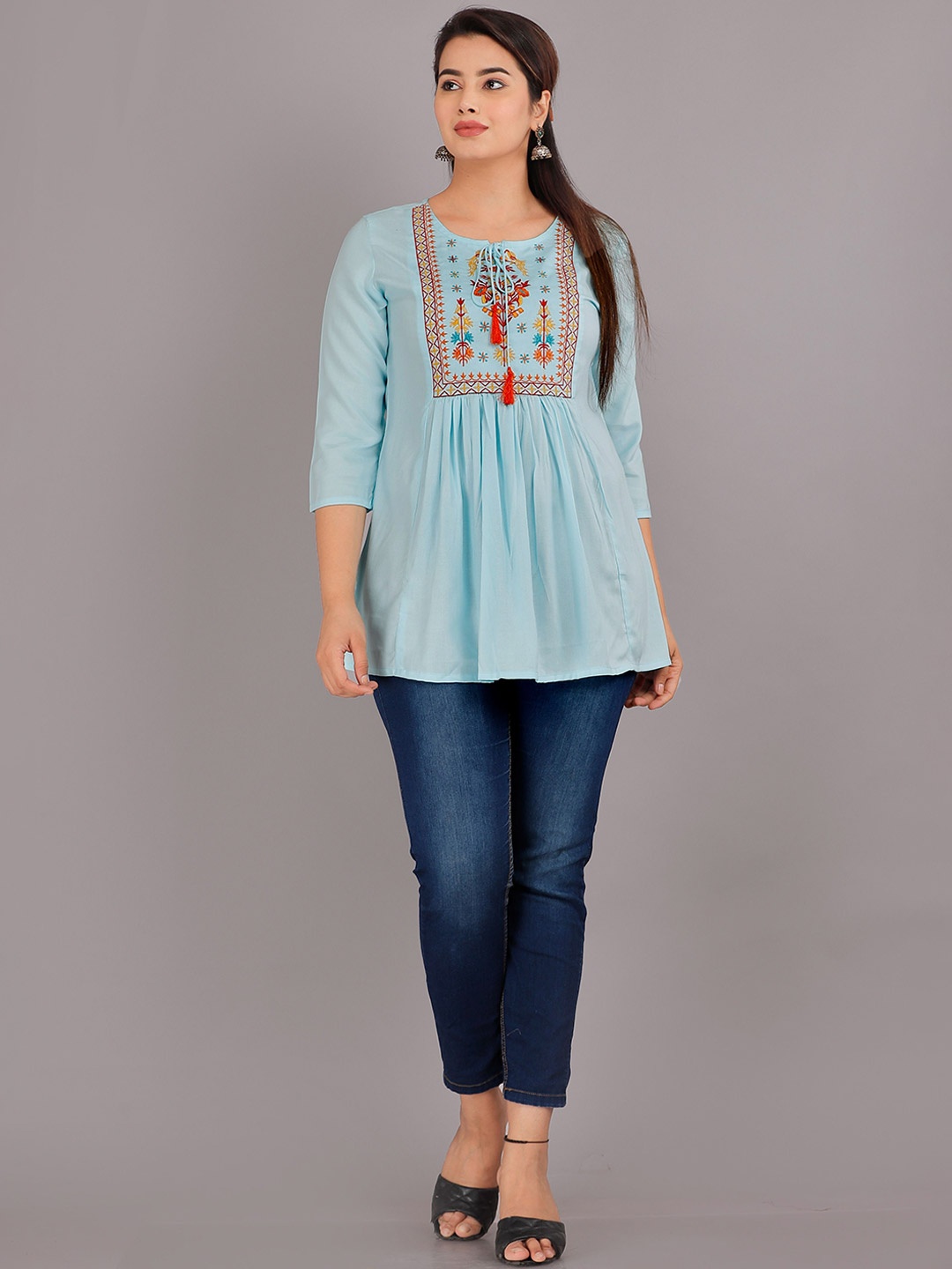 

Badthunia Fab Women Floral Embroidered Regular Top, Blue