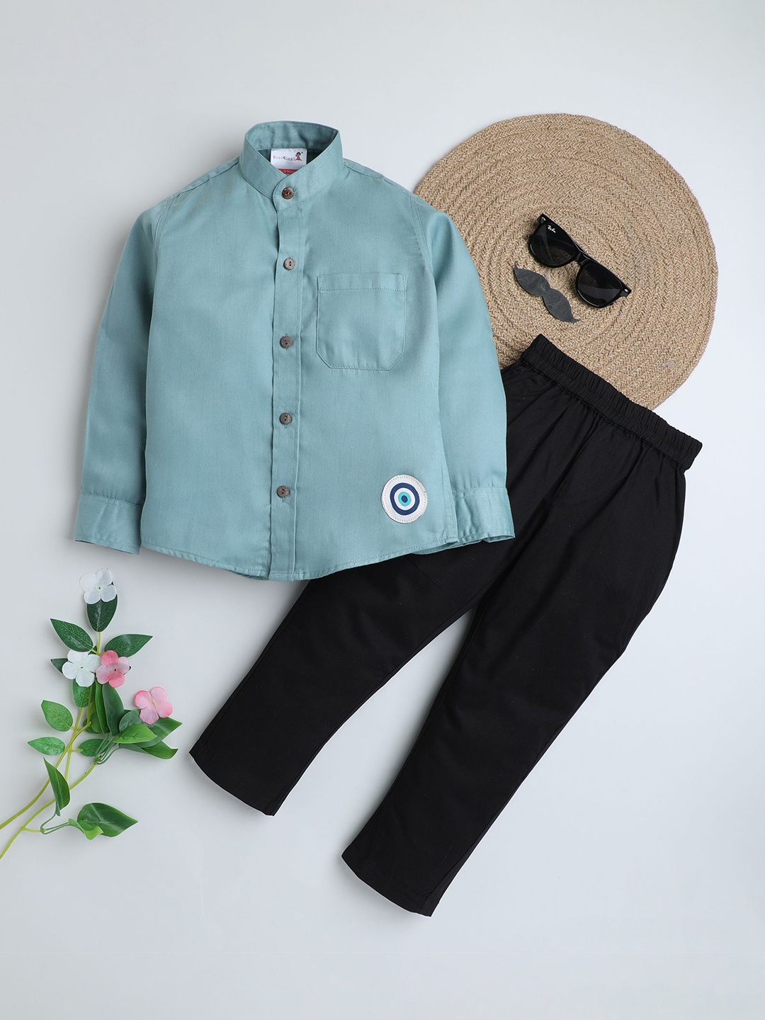 

BAATCHEET Boys Shirt with Trousers, Green