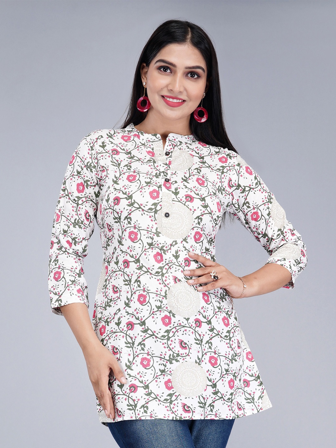 

Aarti Fashion Women Floral Printed Pure Cotton Kurti, White