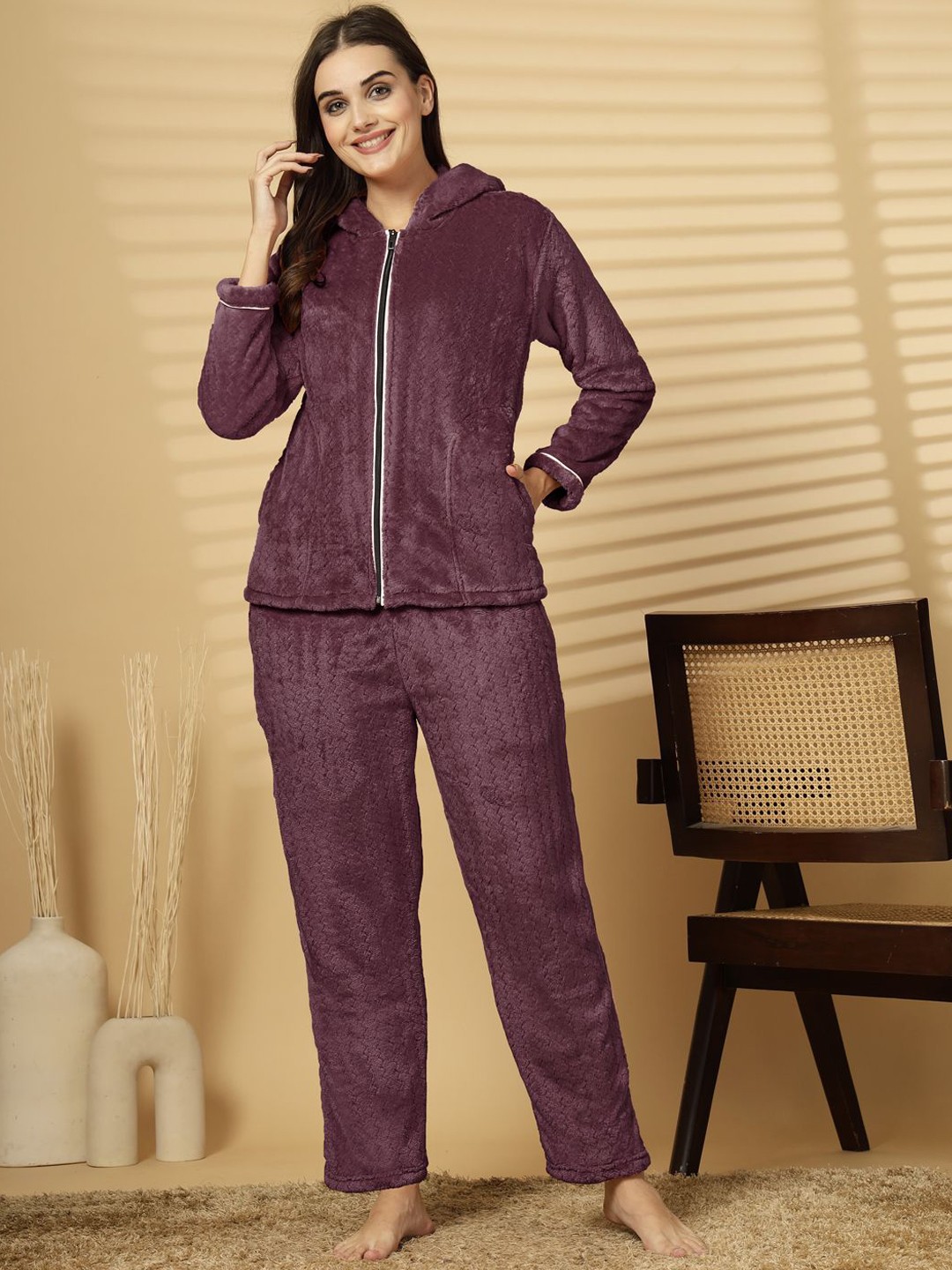 

FABINALIV Women Long Sleeves Night suit, Burgundy