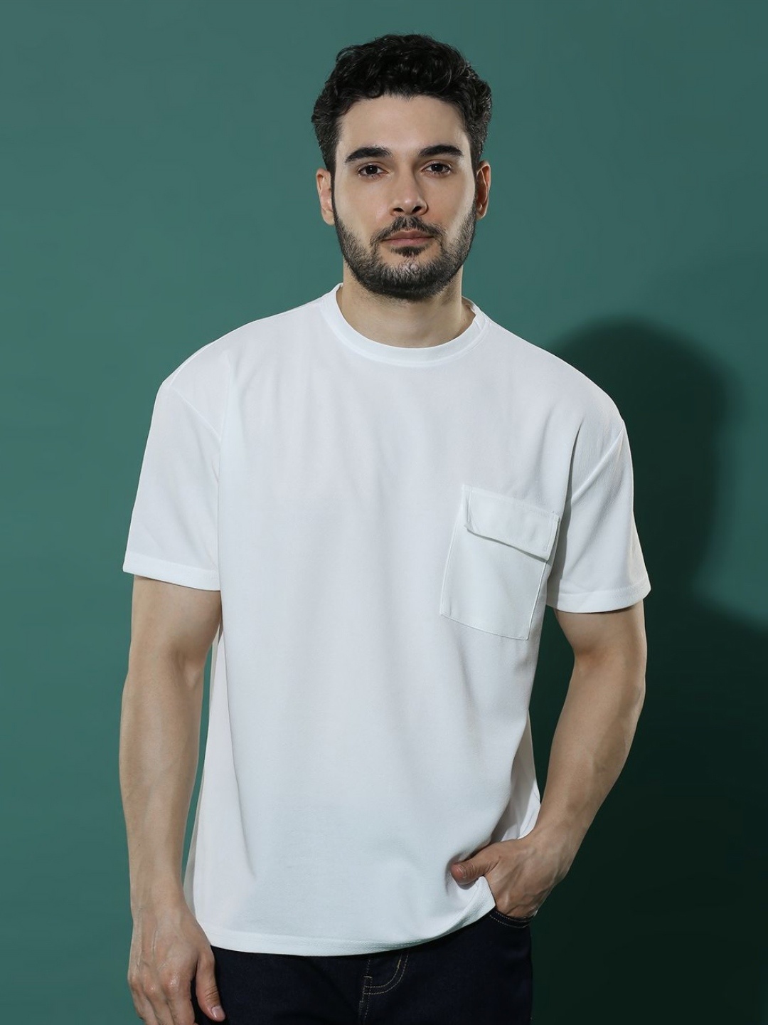 

HERE&NOW Men Solid Round Neck Cotton T-shirt, White