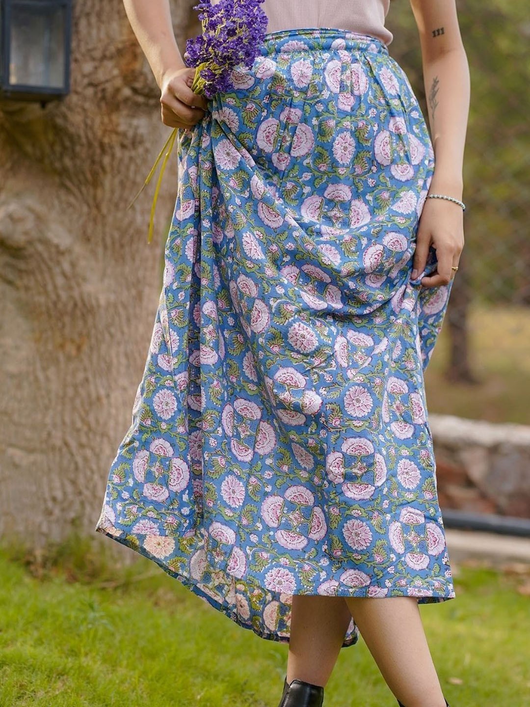 

SASSY SAJJA Women Floral Printed Pure Cotton Skirt, Blue