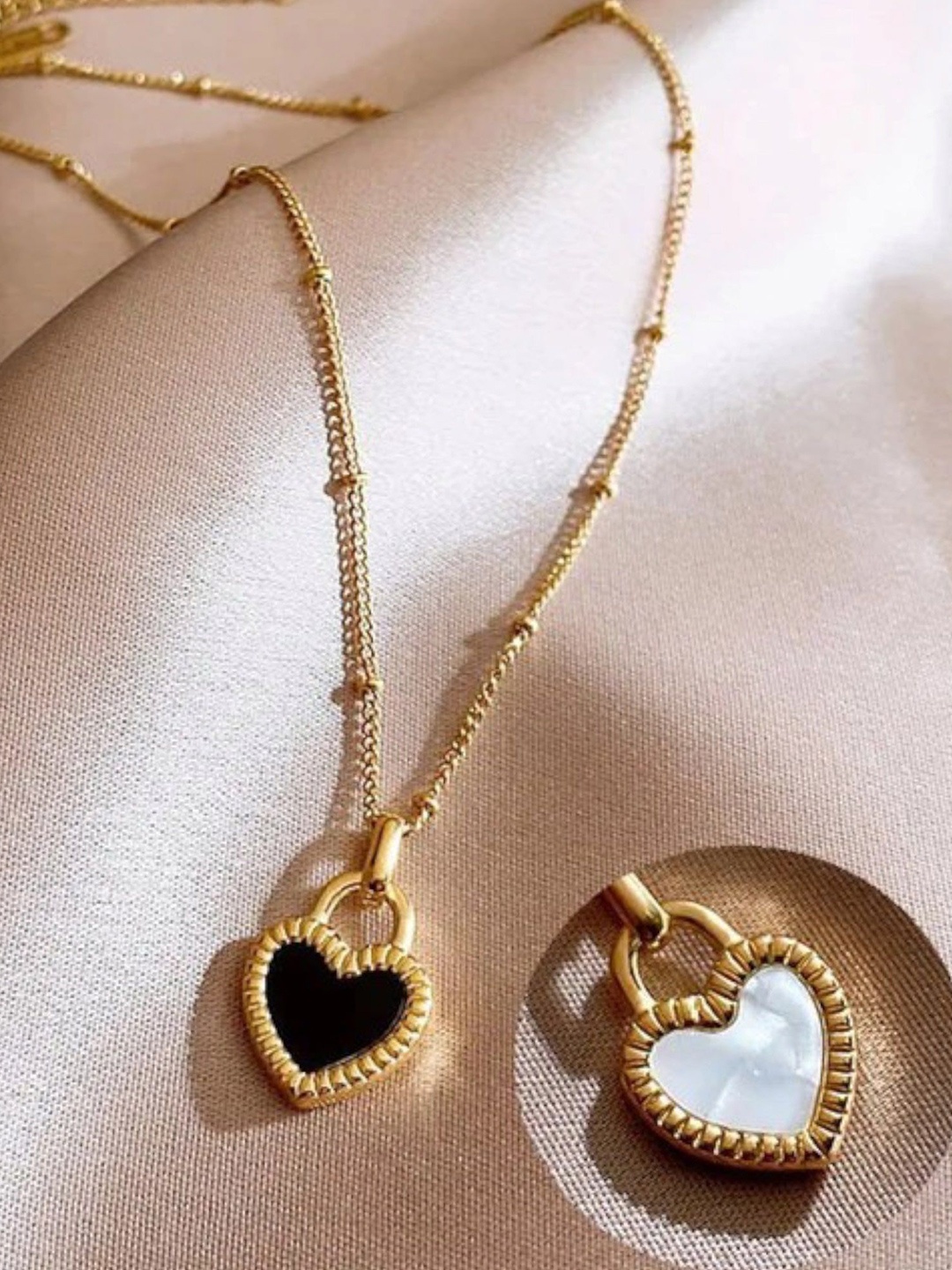 

JEWILLEY Gold Plated Heart Shaped Double Sided Pendant With Chain