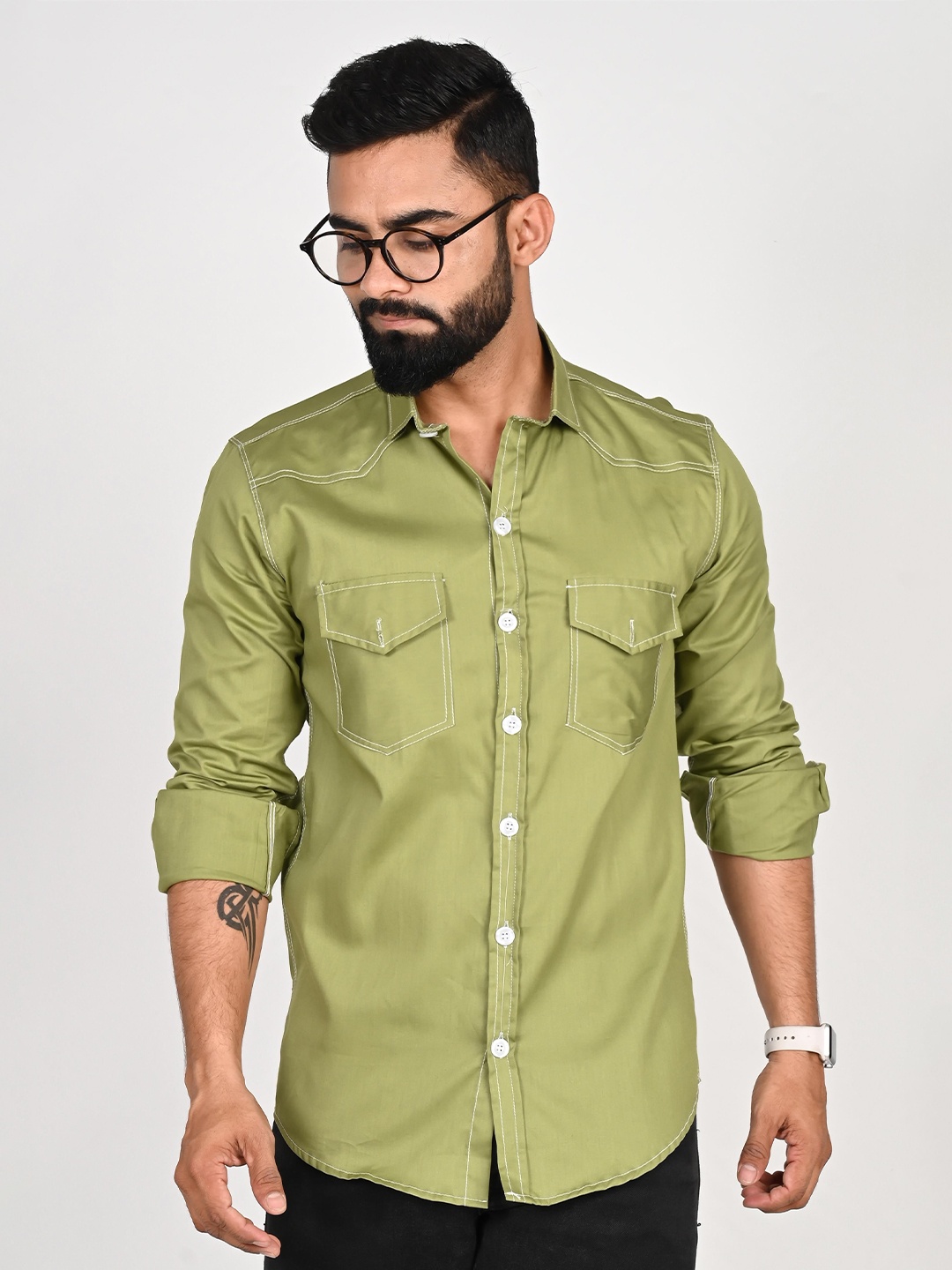 

Tanip Men Spread Collar Solid Cotton Casual Shirt, Green