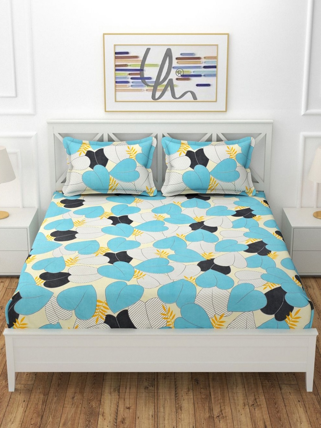 

YaAkholic Turquoise Blue & White Floral 210 TC King Bedsheet with 2 Pillow Covers