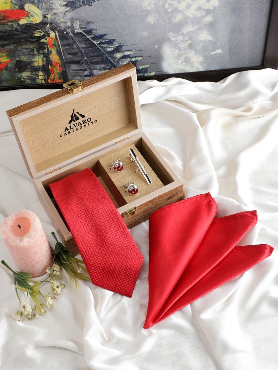 

Alvaro Castagnino Men Accessory Gift Set Comes with a box, Red