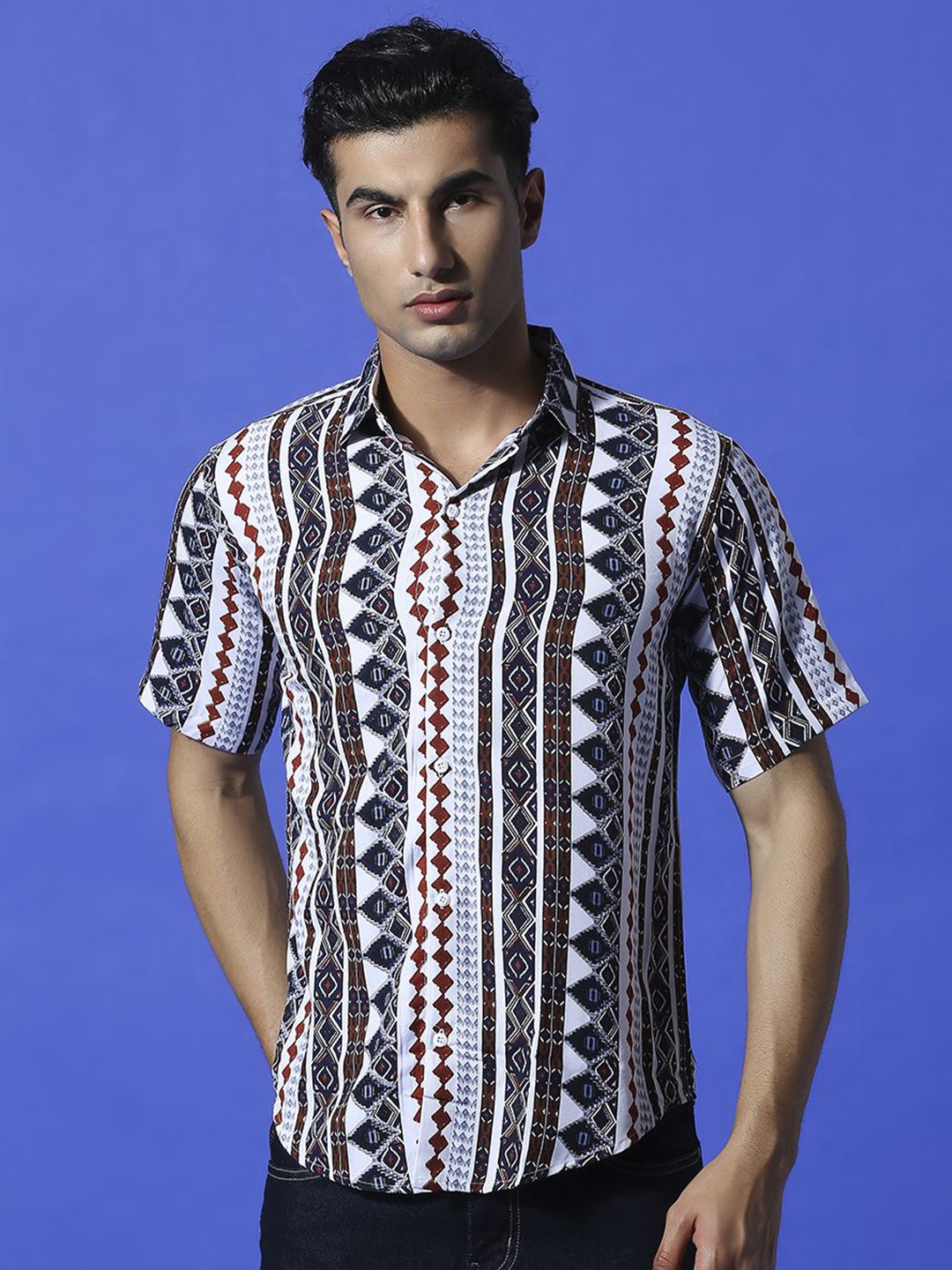 

HERE&NOW Men Spread Collar Ethnic Motifs Printed Polycotton Casual Shirt, White