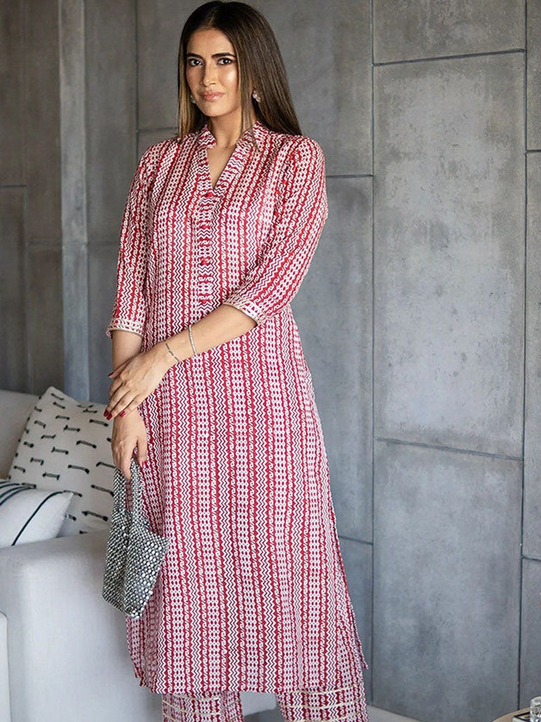 

KALINI Geometric Printed Straight Kurta With Trouser, Red