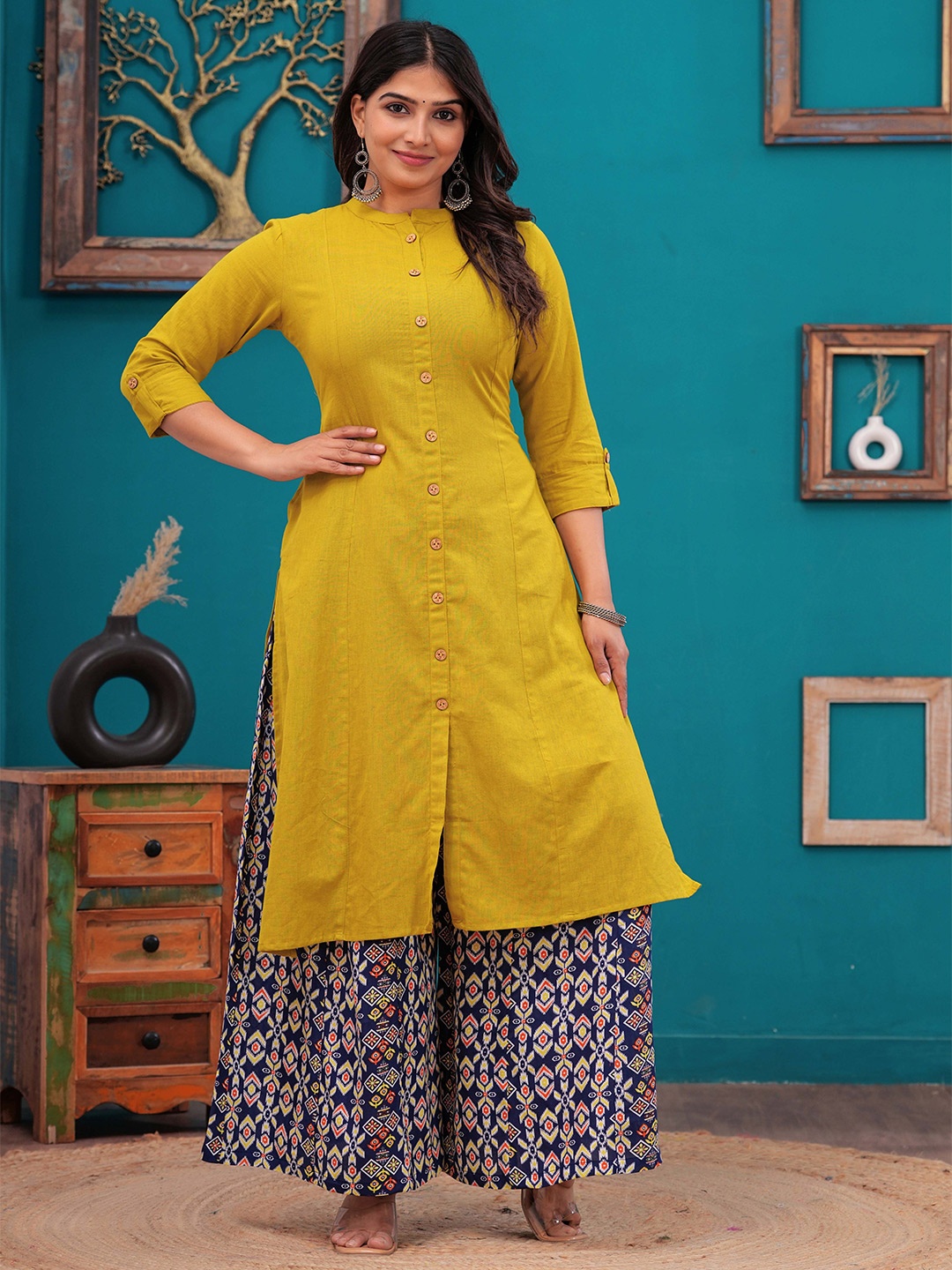 

Meeranshi A-Line Mandarin Collar Kurta, Mustard