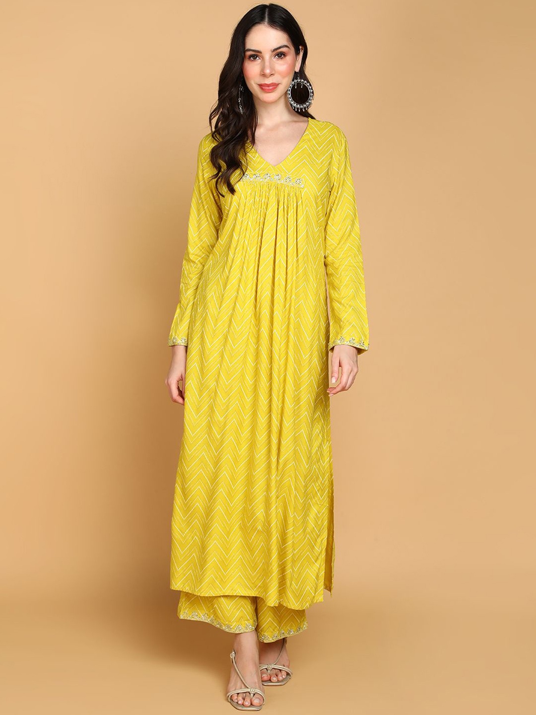 

HERE&NOW Green Leheriya Printed V-Neck Pleated A-Line Kurta with Palazzos