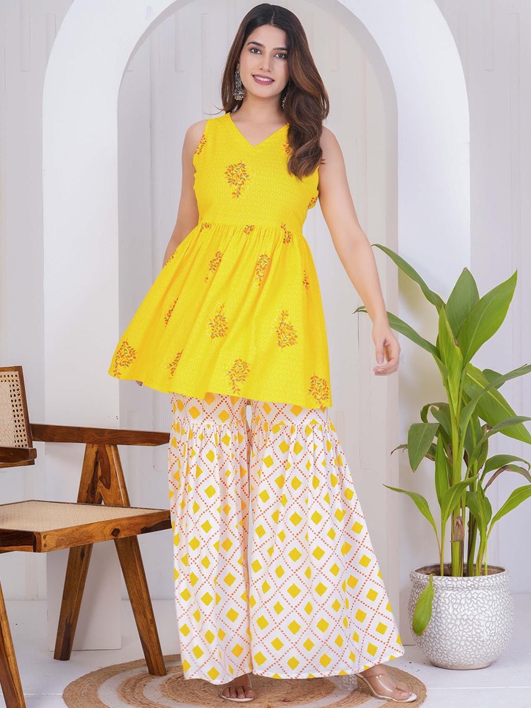 

KALINI Floral Printed Regular A-Line Kurta with Sharara, Yellow