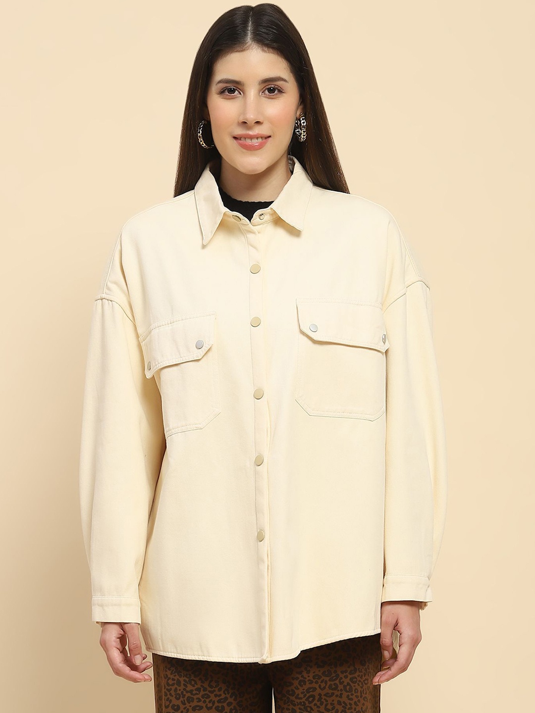 

Global Republic Women Spread Collar Solid Cotton Casual Tailored Jacket, Off white