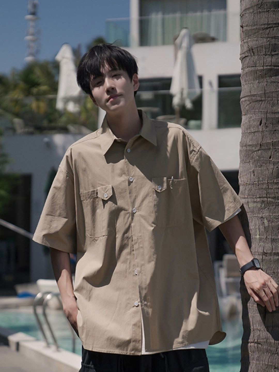 

HERE&NOW Men Original Solid Opaque Pocket Detailing Oversized Casual Shirt, Brown