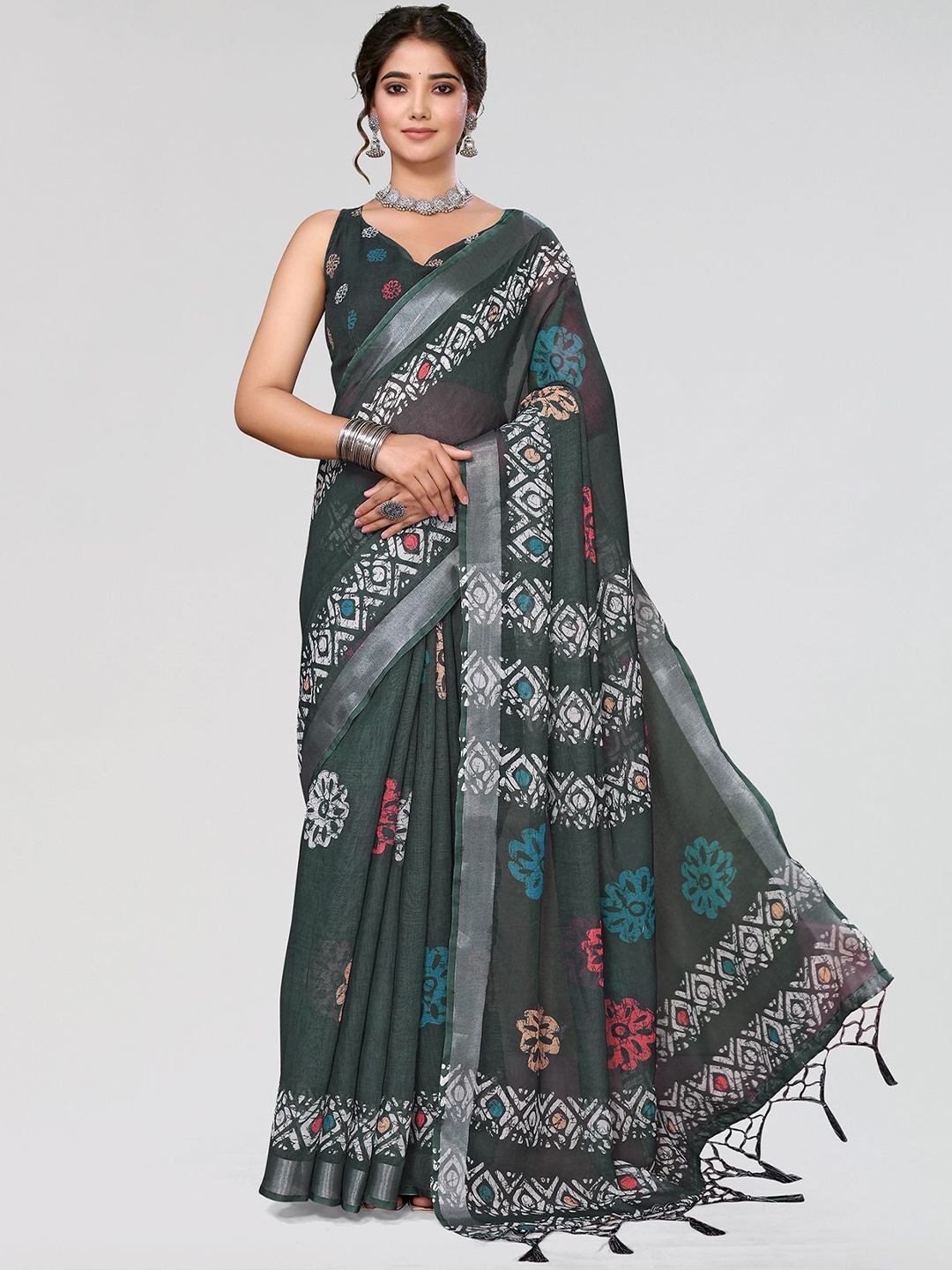 

KALINI Floral Printed Zari Saree, Grey