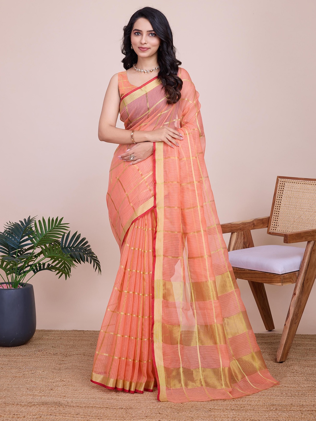 

Mitera Checked Zari Saree With Blouse Piece, Orange