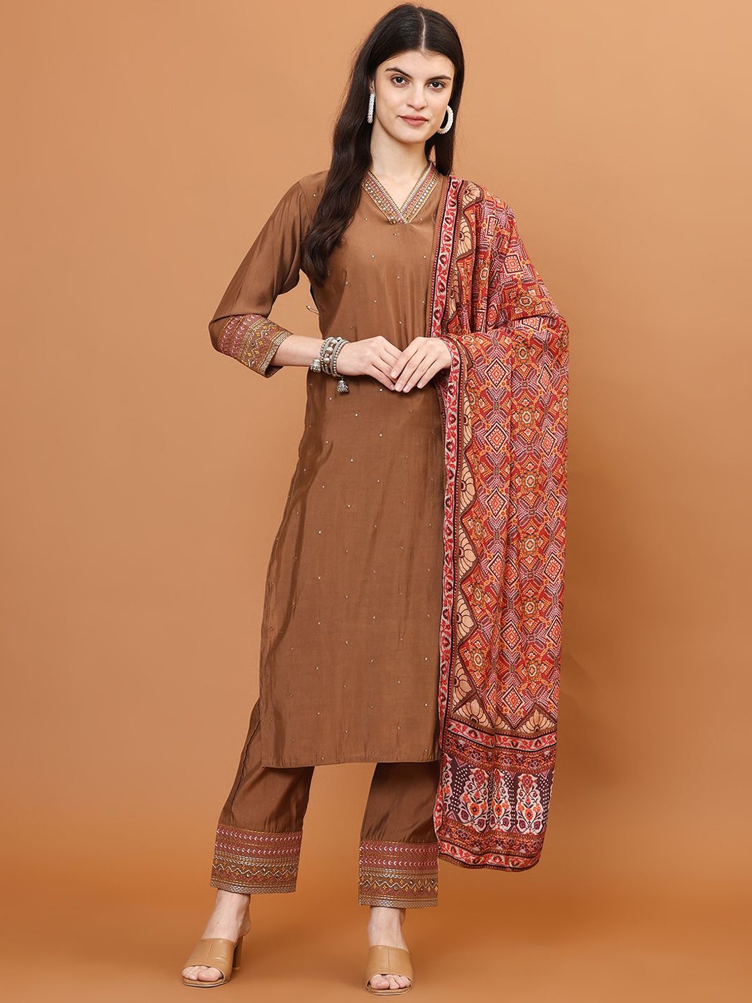 

Meena Bazaar Floral Embroidered Regular Sequinned Kurta With Trouser With Dupatta, Brown