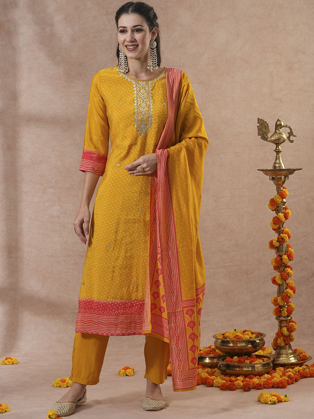 

FASHOR Bandhani Printed Straight Kurta with Trousers & Dupatta, Yellow