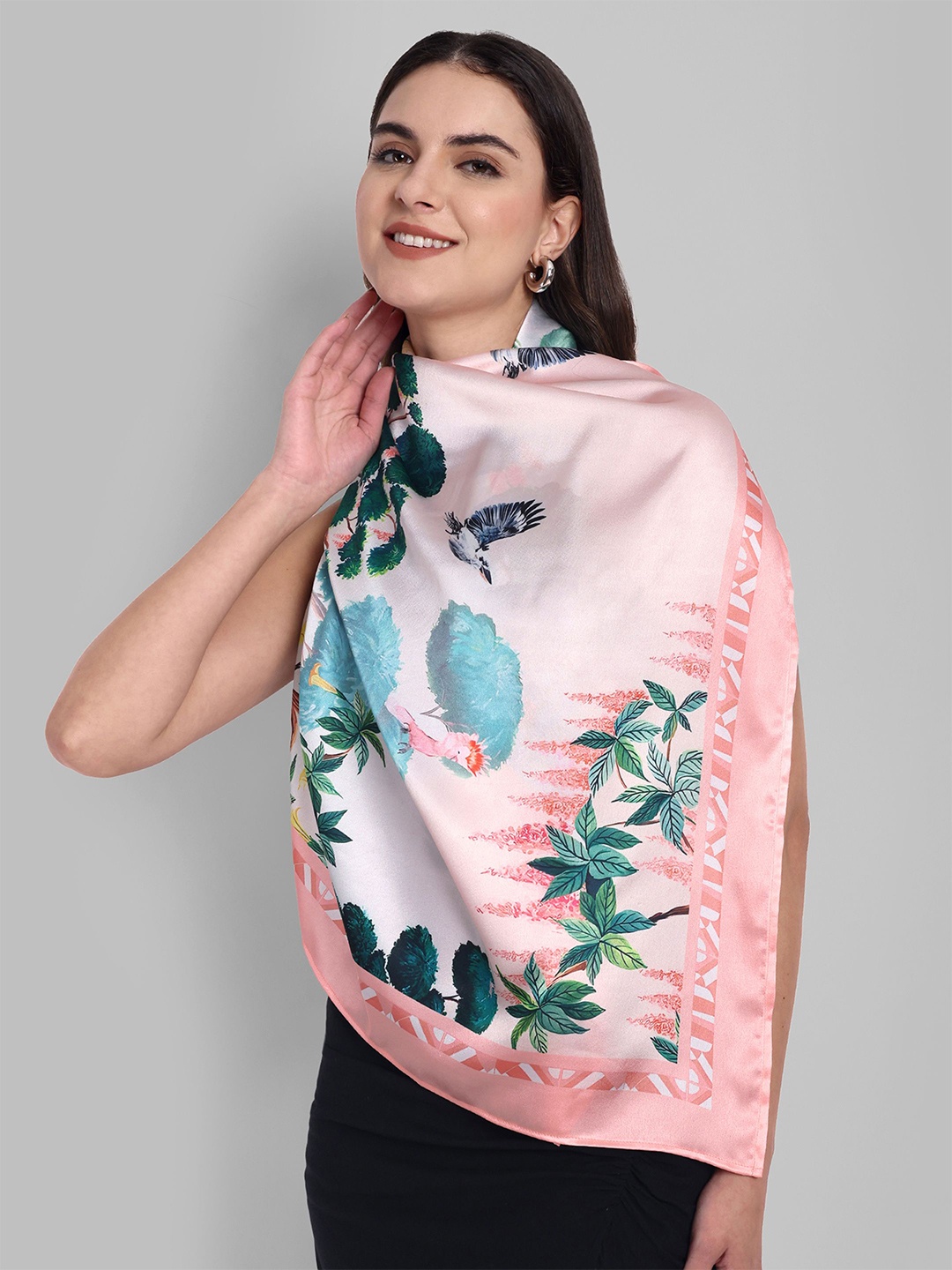 

Sarisp Women Printed Scarf, Pink