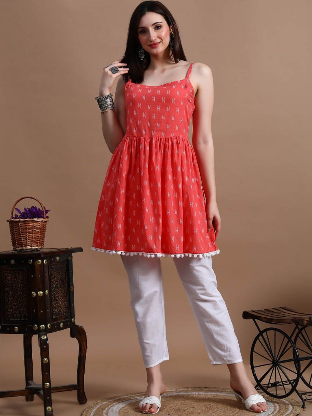 

METAFAB Geometric Printed Shoulder Straps Anarkali Kurta, Peach