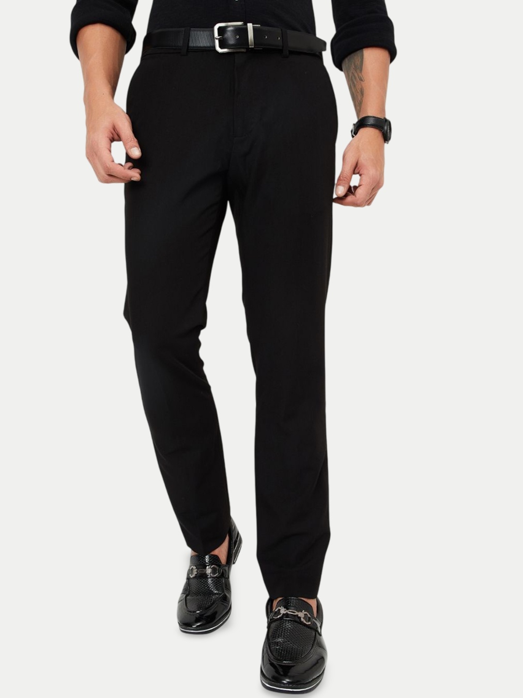 

max Men Regular Fit Mid-Rise Chinos, Black