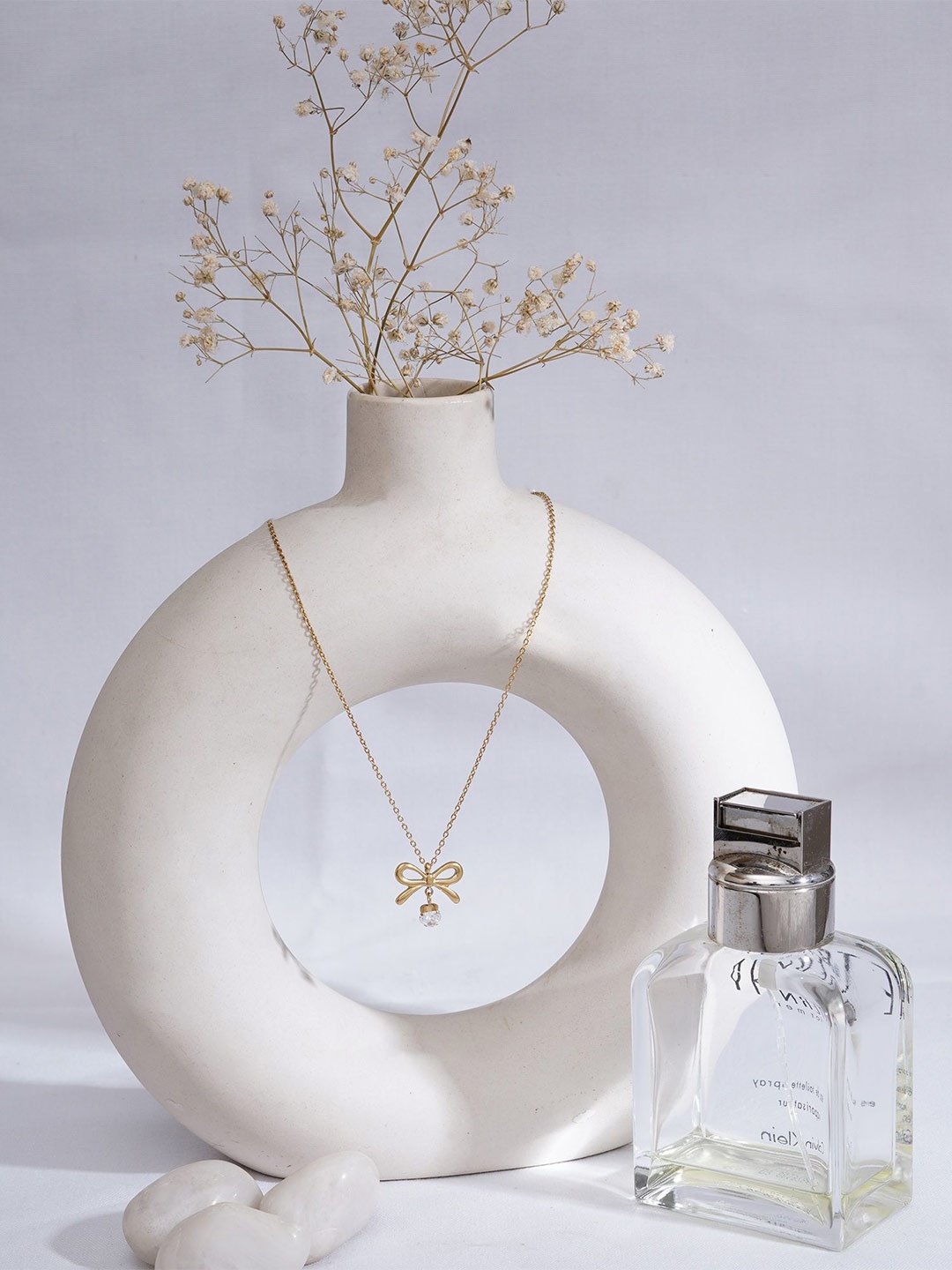 

JEWILLEY Gold-Plated Pendant With Chain
