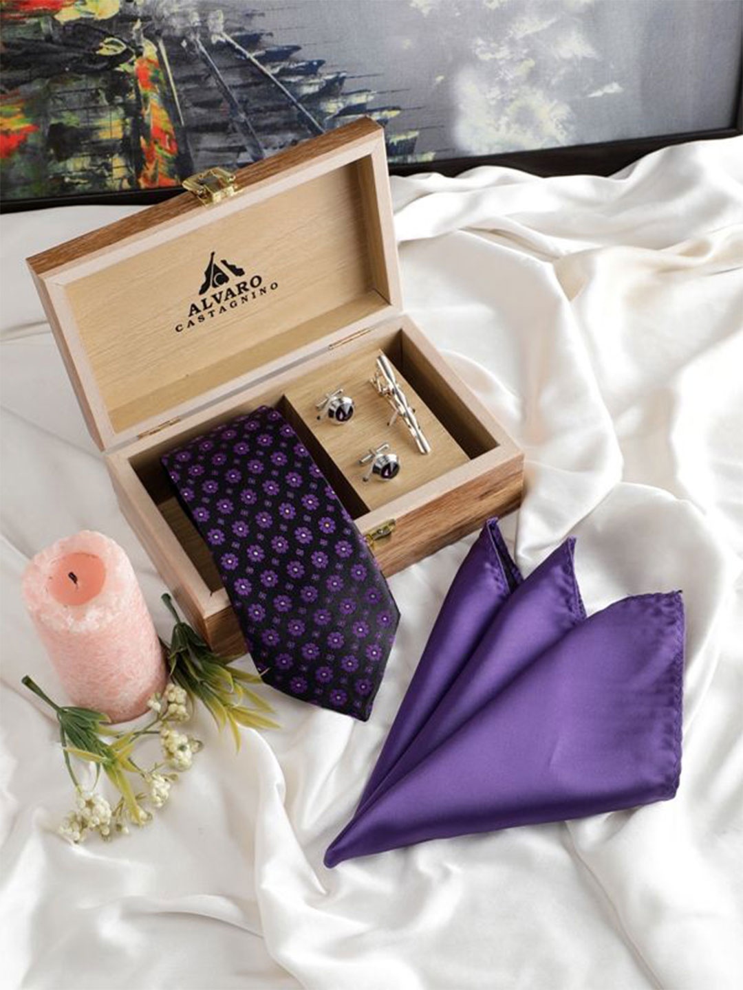 

Alvaro Castagnino Men Accessory Gift Set of Tie Cufflinks Pocket Square, Black