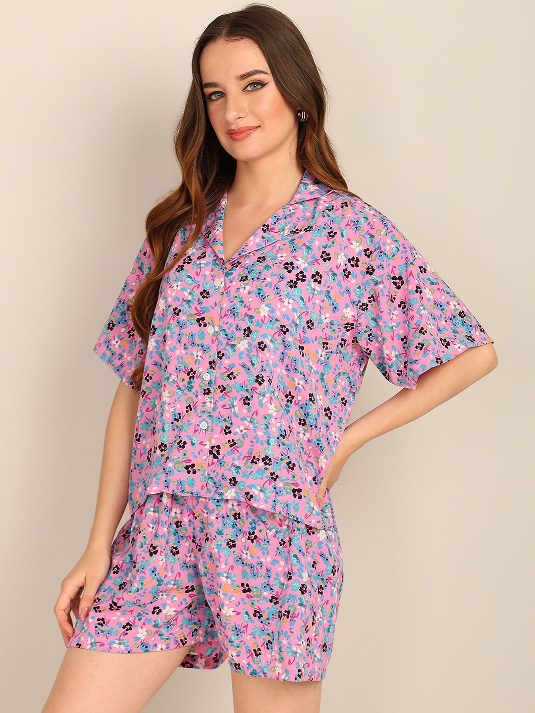 

DressBerry Pink and Blue Lapel Collar Printed Shirt With Shorts