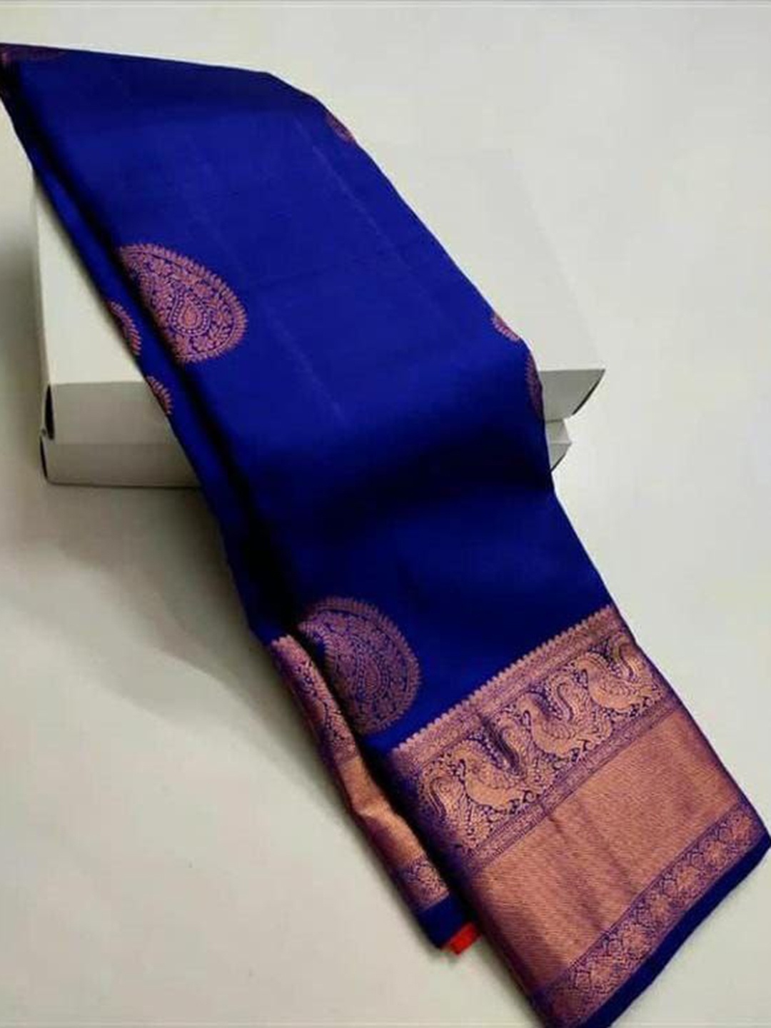 

Wuxi Woven Design Zari Pure Silk Banarasi Saree, Blue