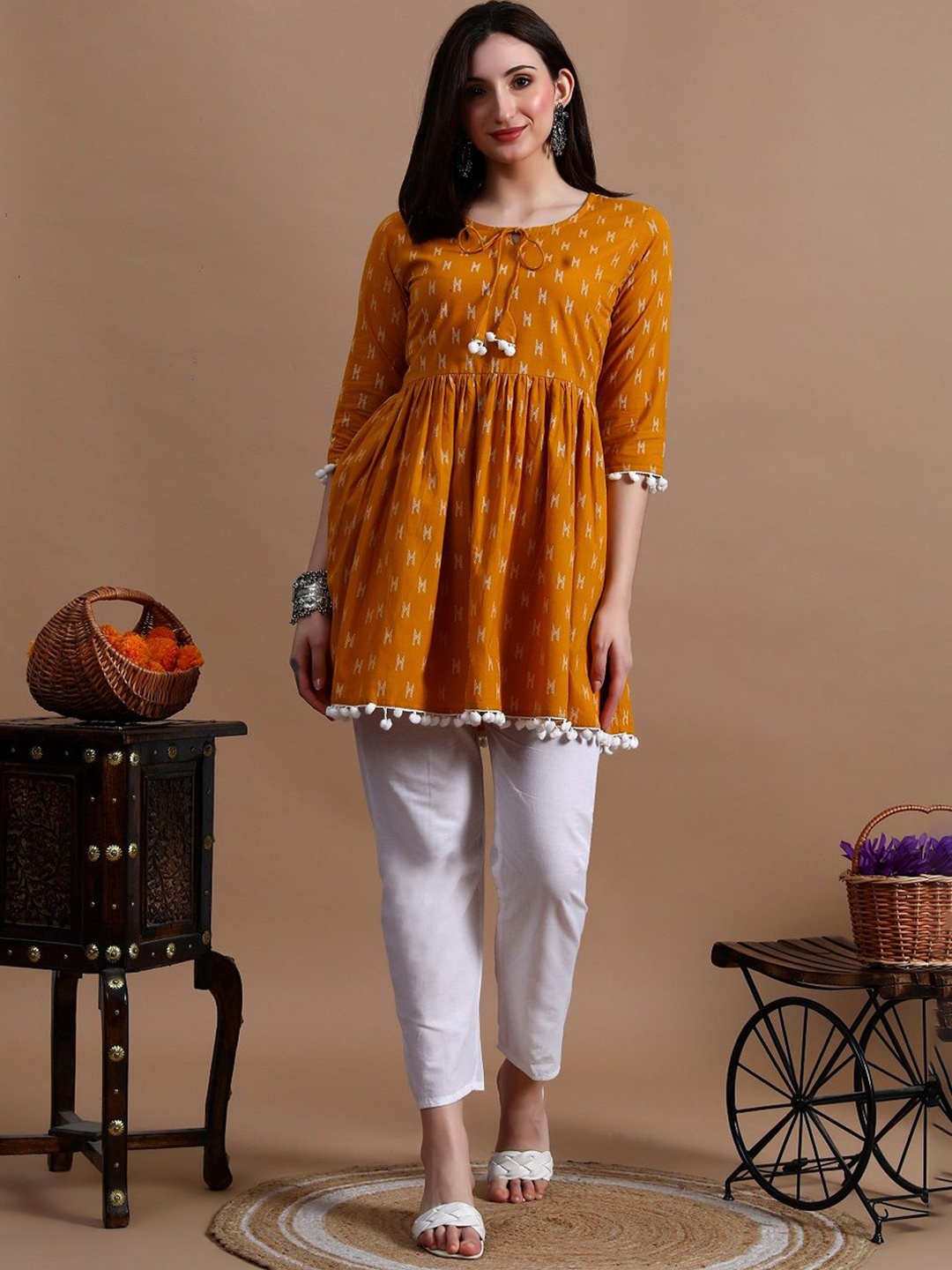 

METAFAB Geometric Printed Regular A-Line Kurta, Mustard