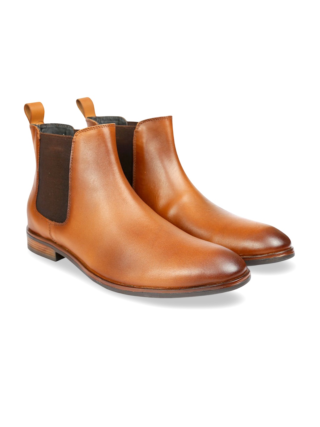 

The Roadster Lifestyle Co Men Leather Chelsea Boots, Tan