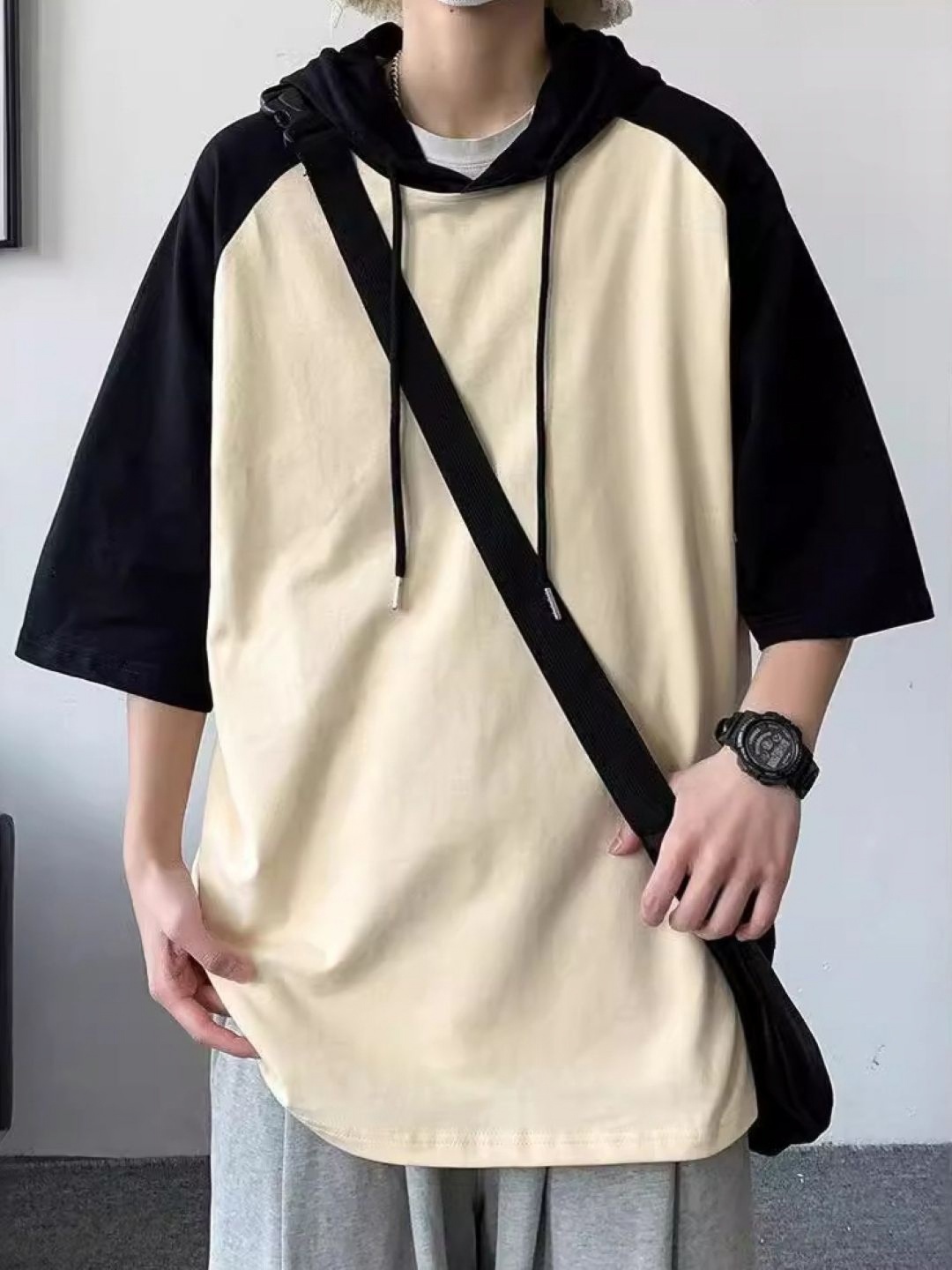 

HERE&NOW Men Colourblocked Hood Cotton Oversized T-shirt, Cream
