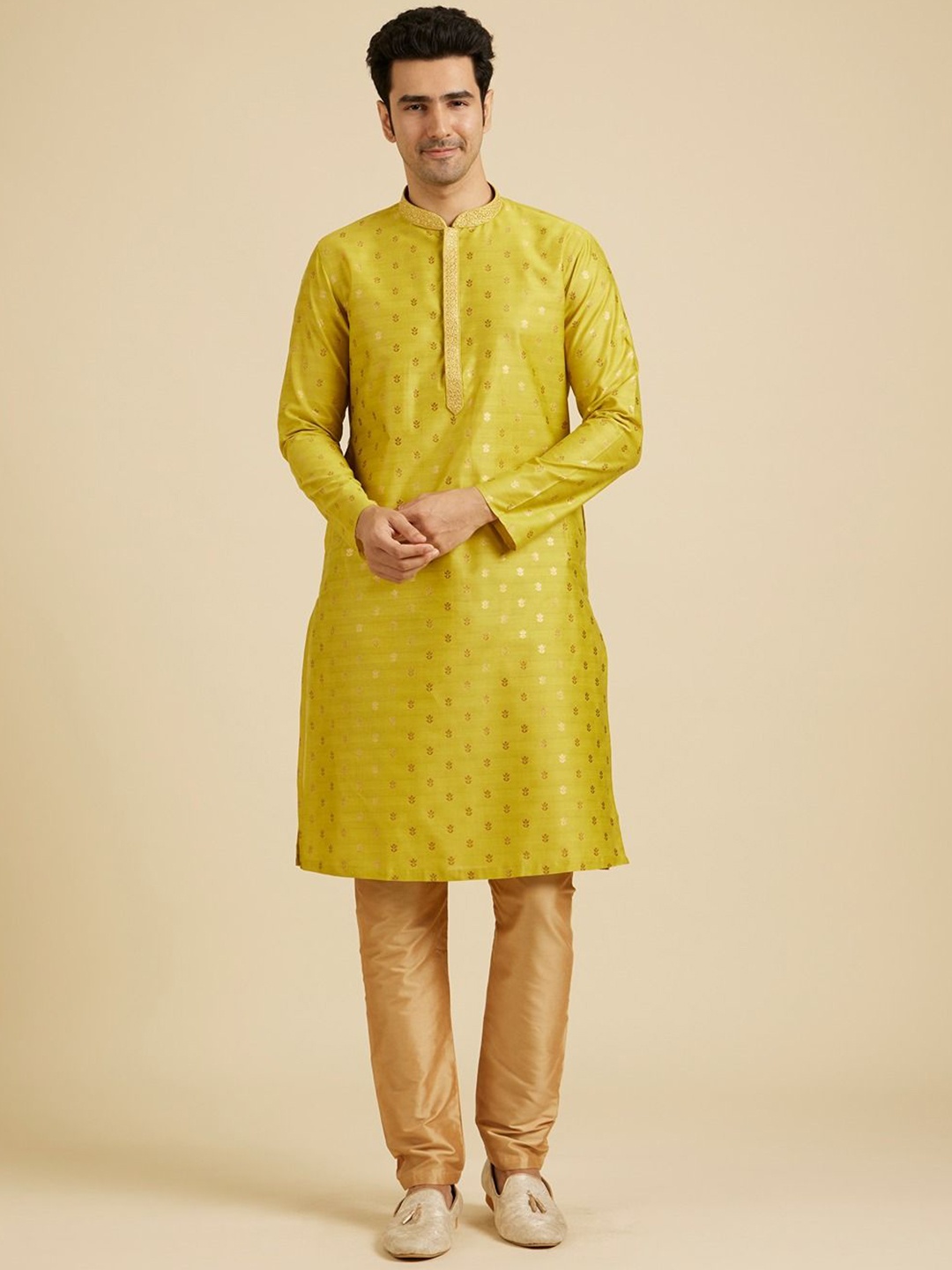 

Manyavar Men Self Design Kurta and Pyjama, Green