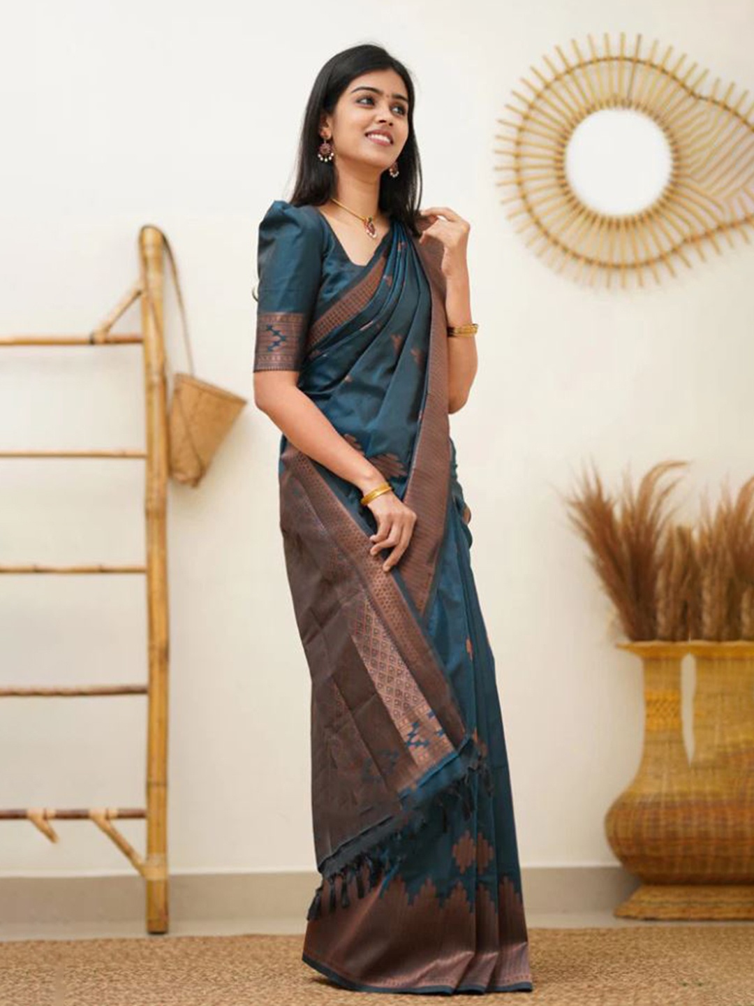 

Visit Wear Woven Design Zari Pure Silk Banarasi Saree, Teal