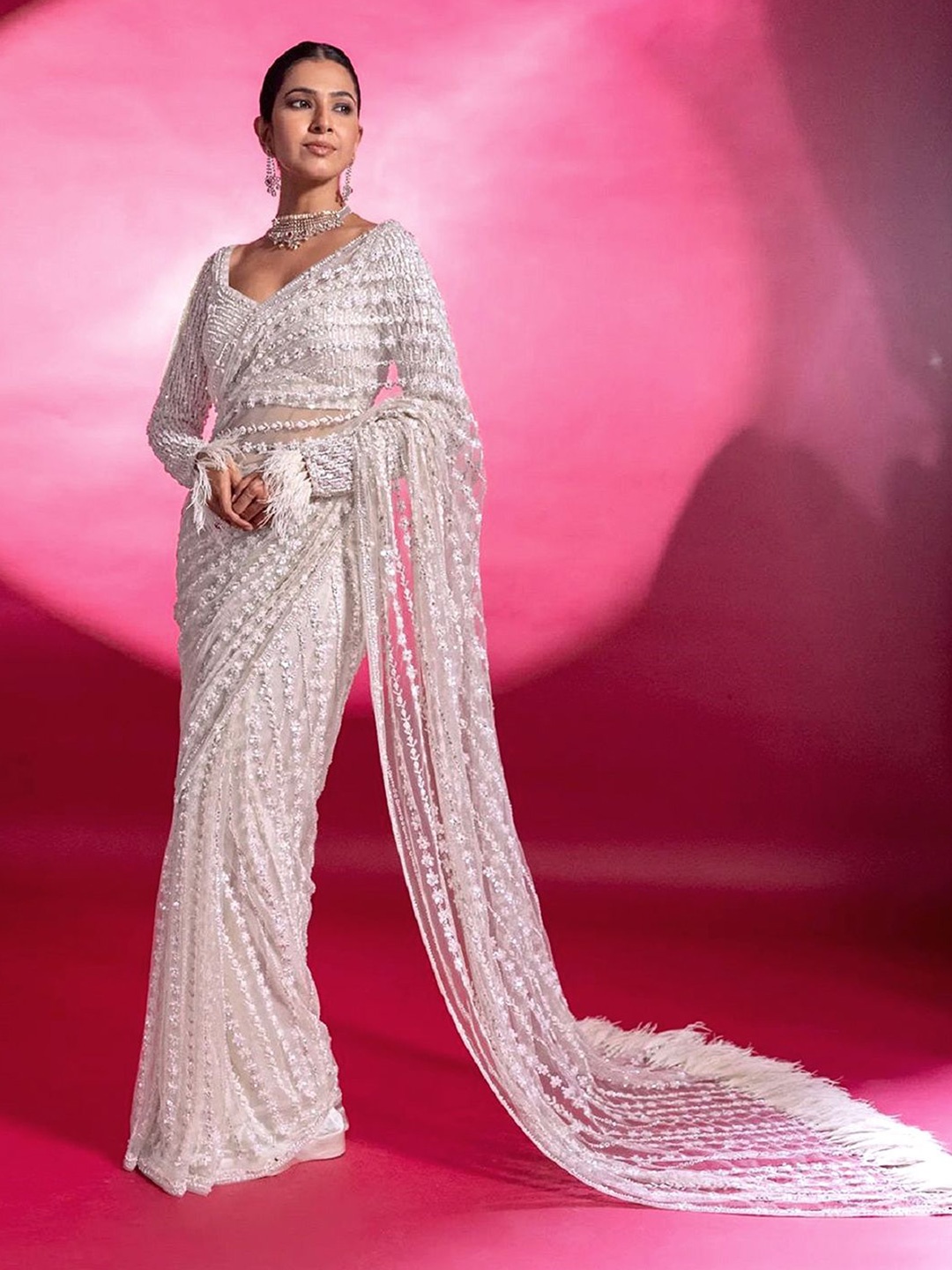 

Trendmalls Striped Beads and Stones Embellished Net Saree, White